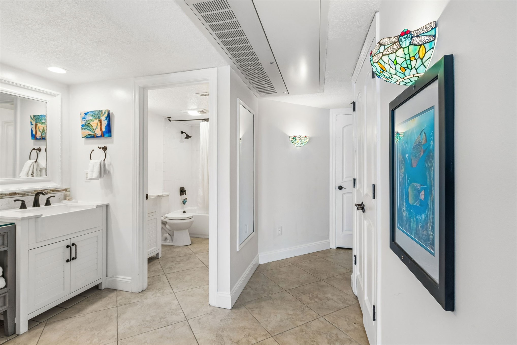 223 SANDCASTLES COURT 213