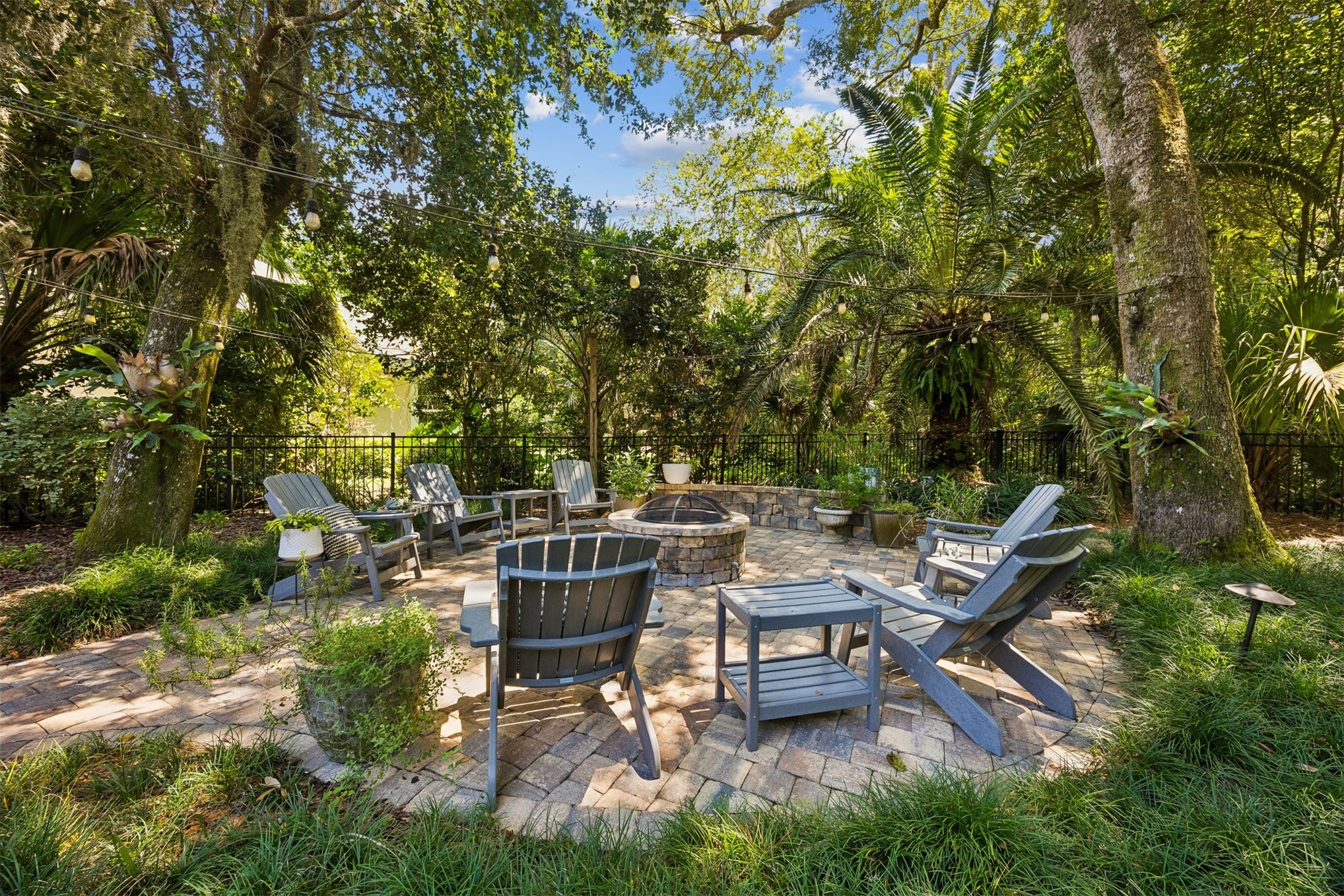 115 SEA MARSH ROAD