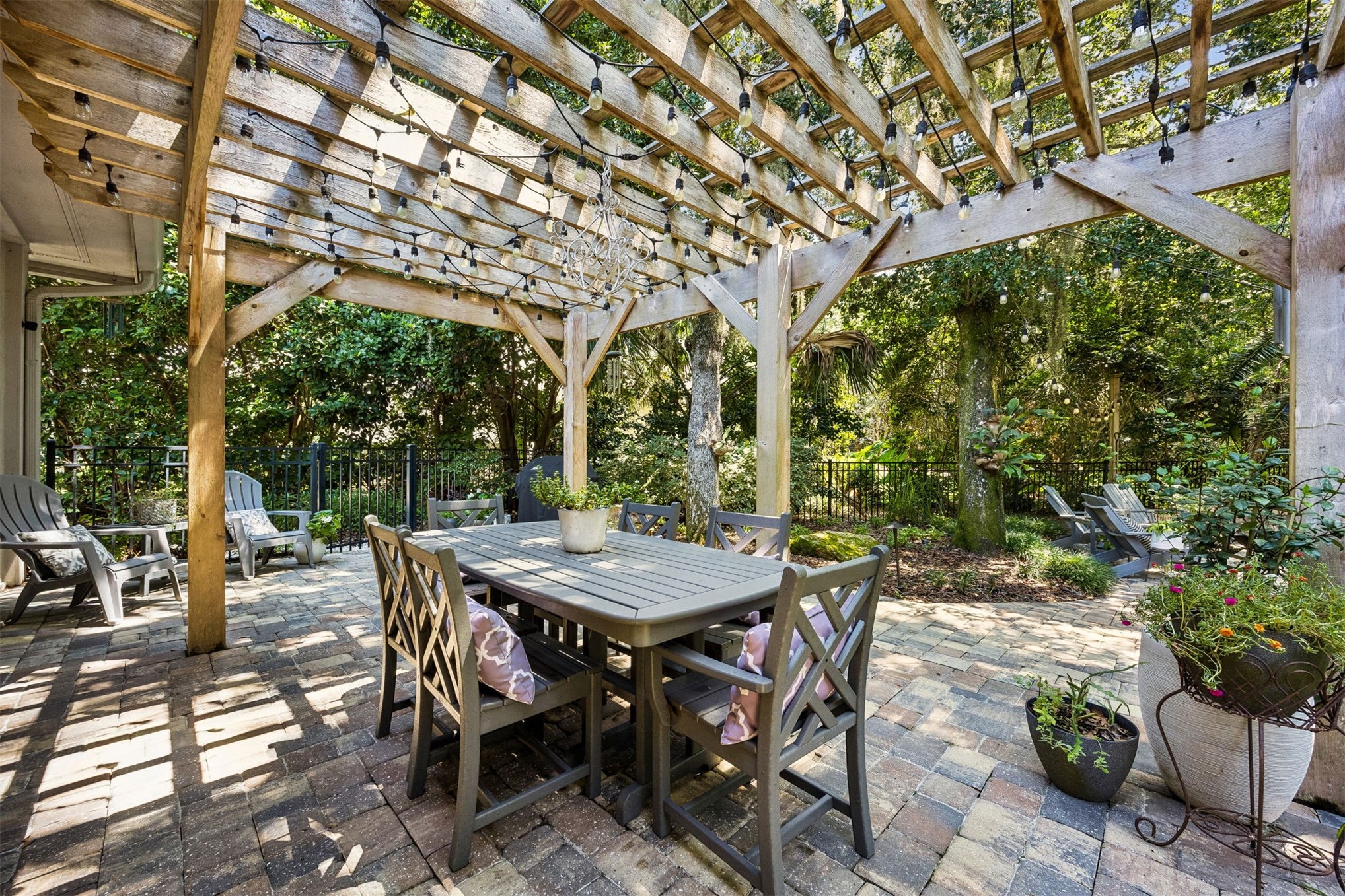 115 SEA MARSH ROAD