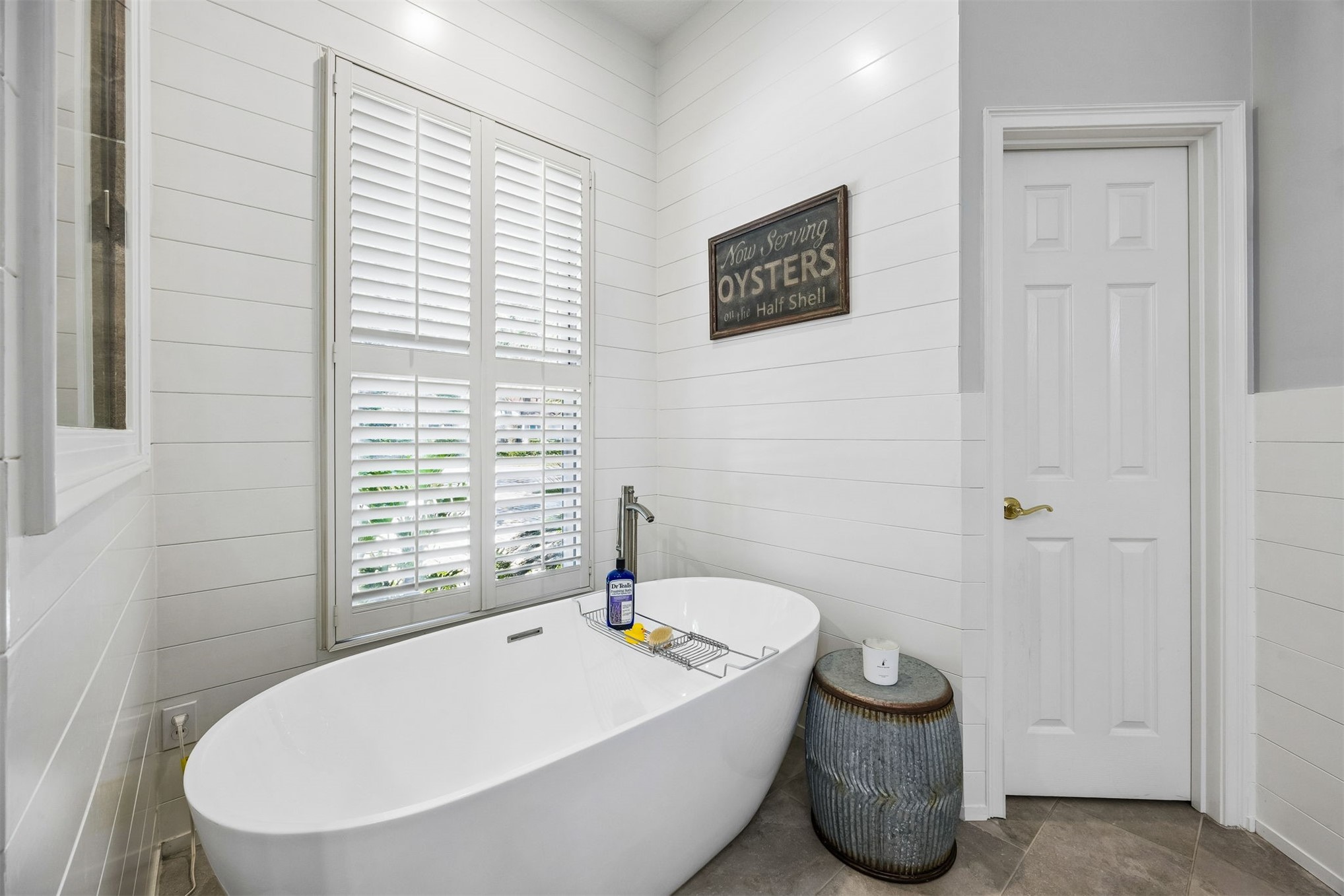 115 SEA MARSH ROAD