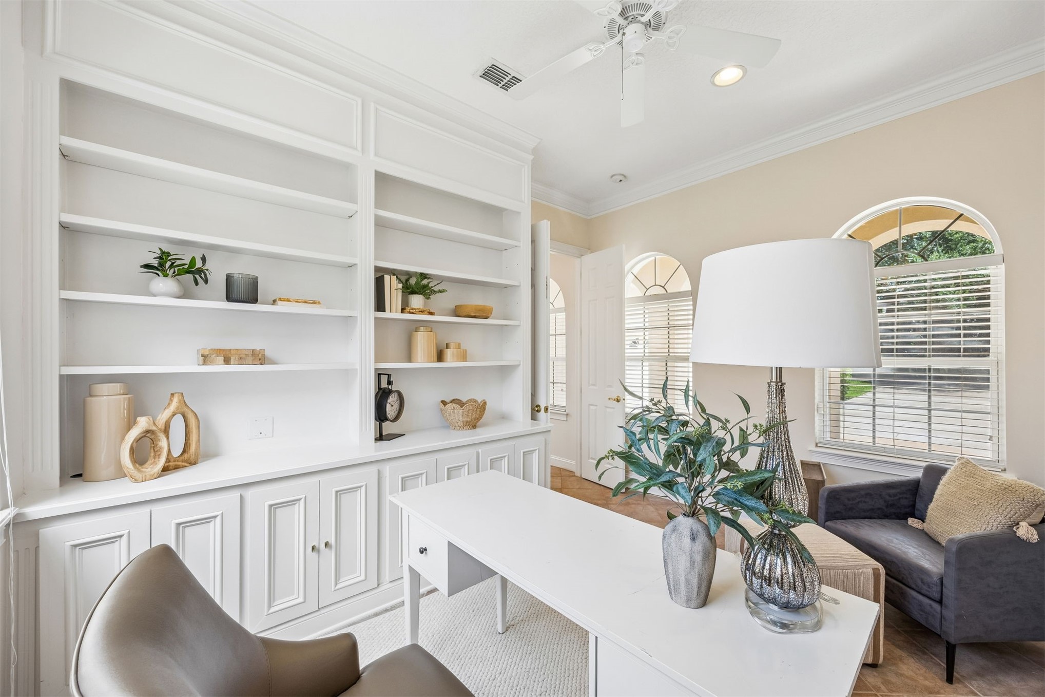 8228 RESIDENCE COURT