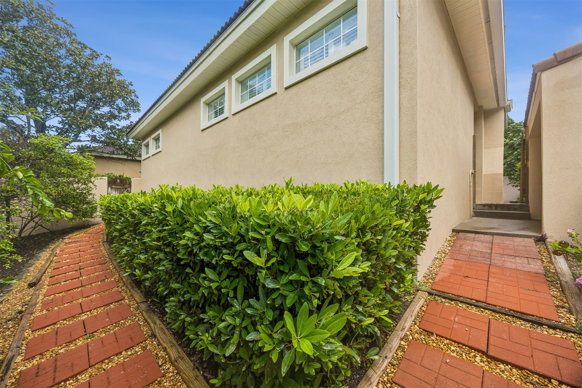 8228 RESIDENCE COURT