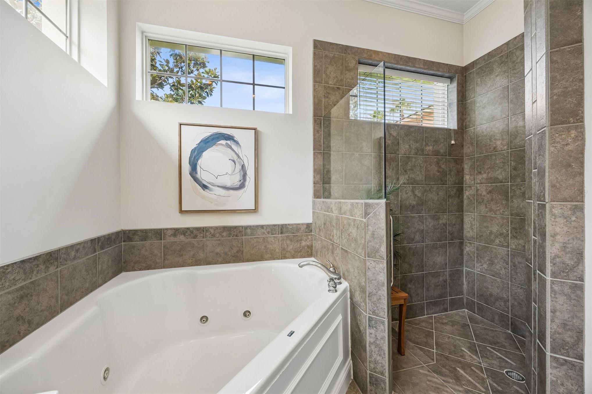 8228 RESIDENCE COURT