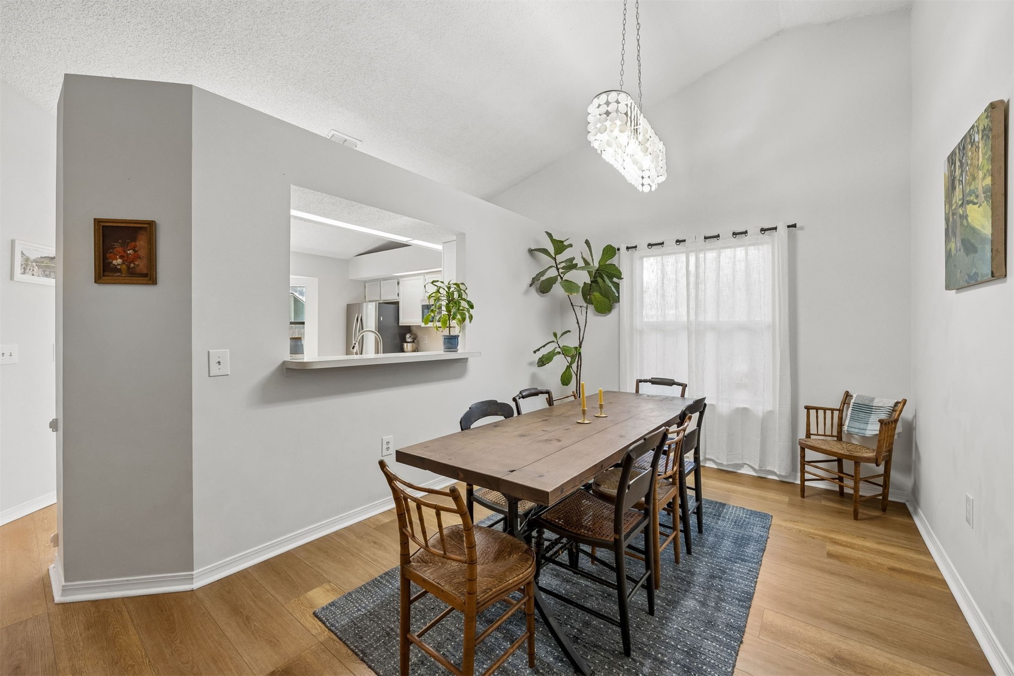 1604 CANTERBURY LANE