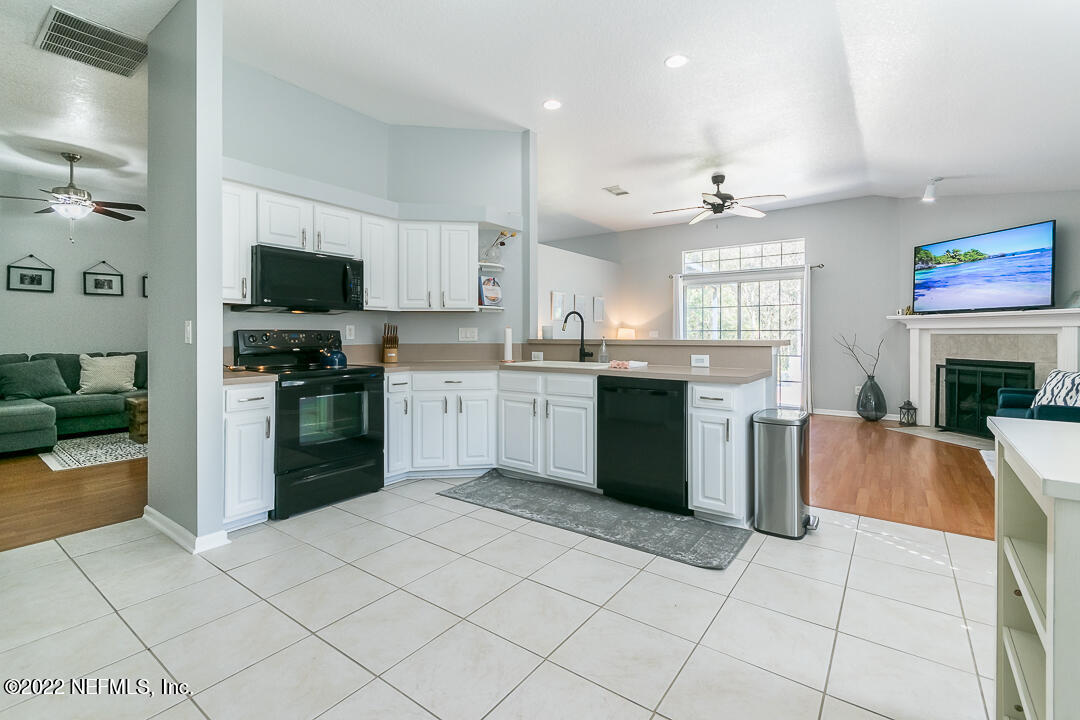 341 CAROLINA JASMINE Lane