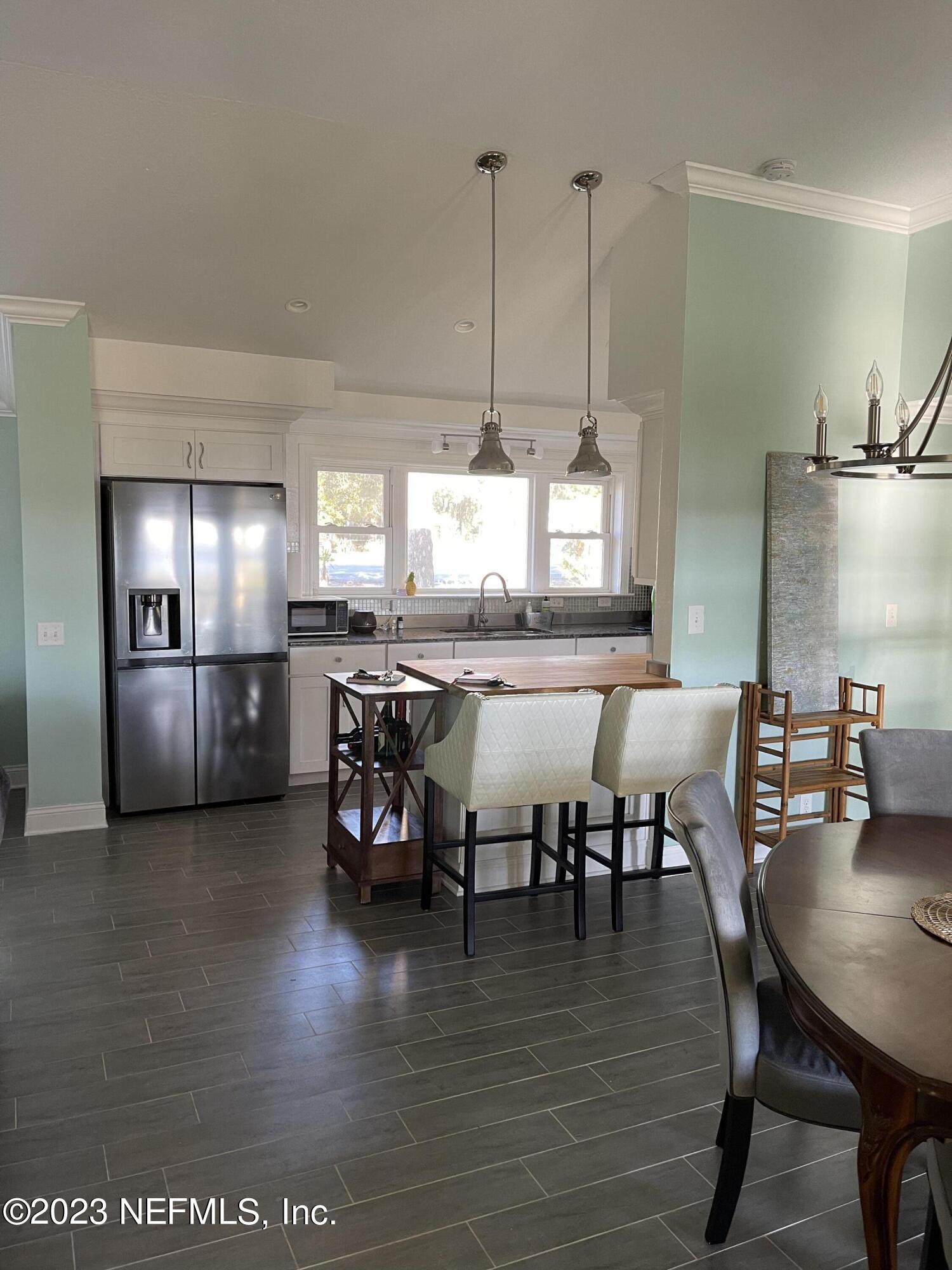 5756 HECKSCHER Drive