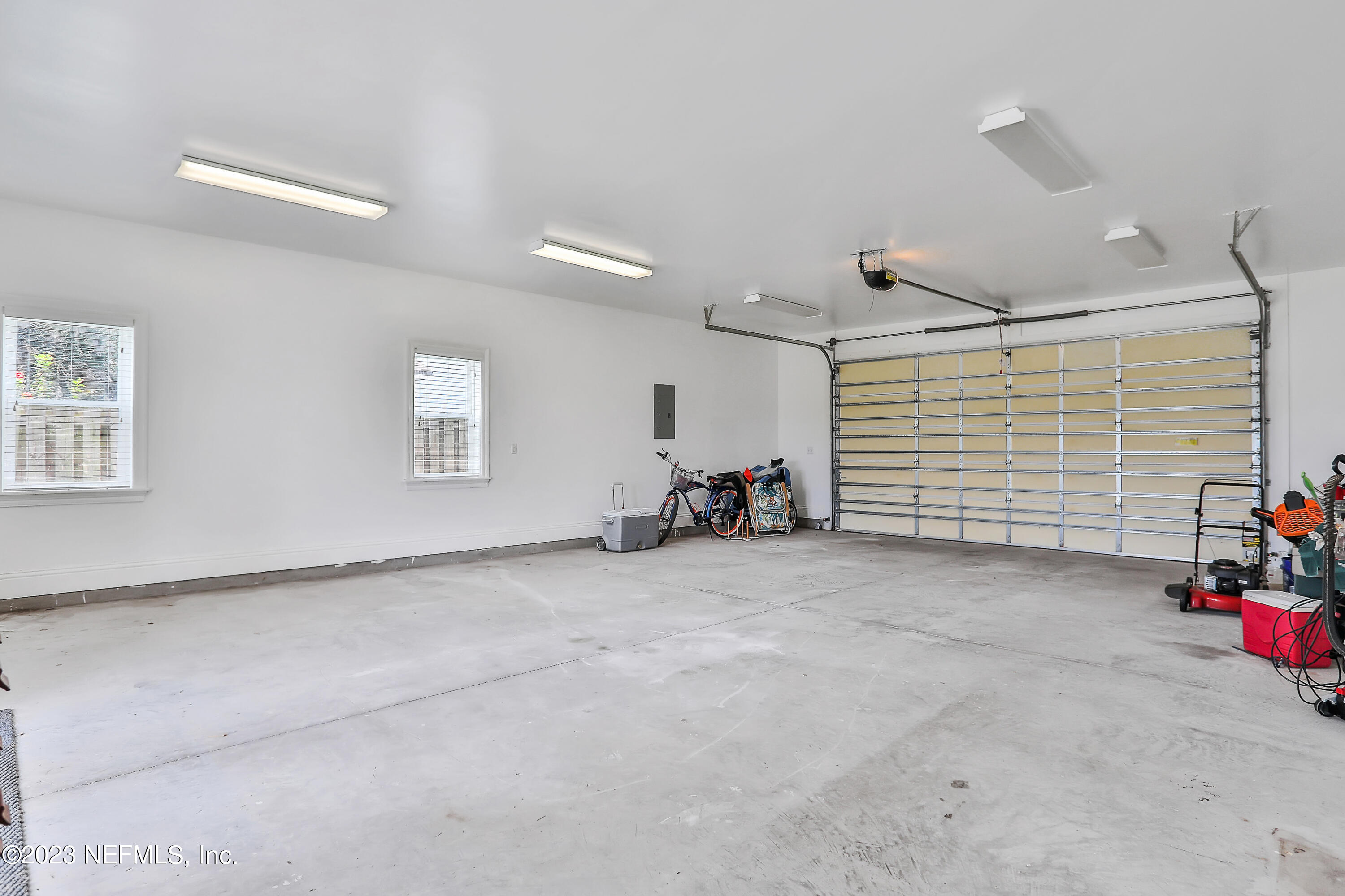 5756 HECKSCHER Drive