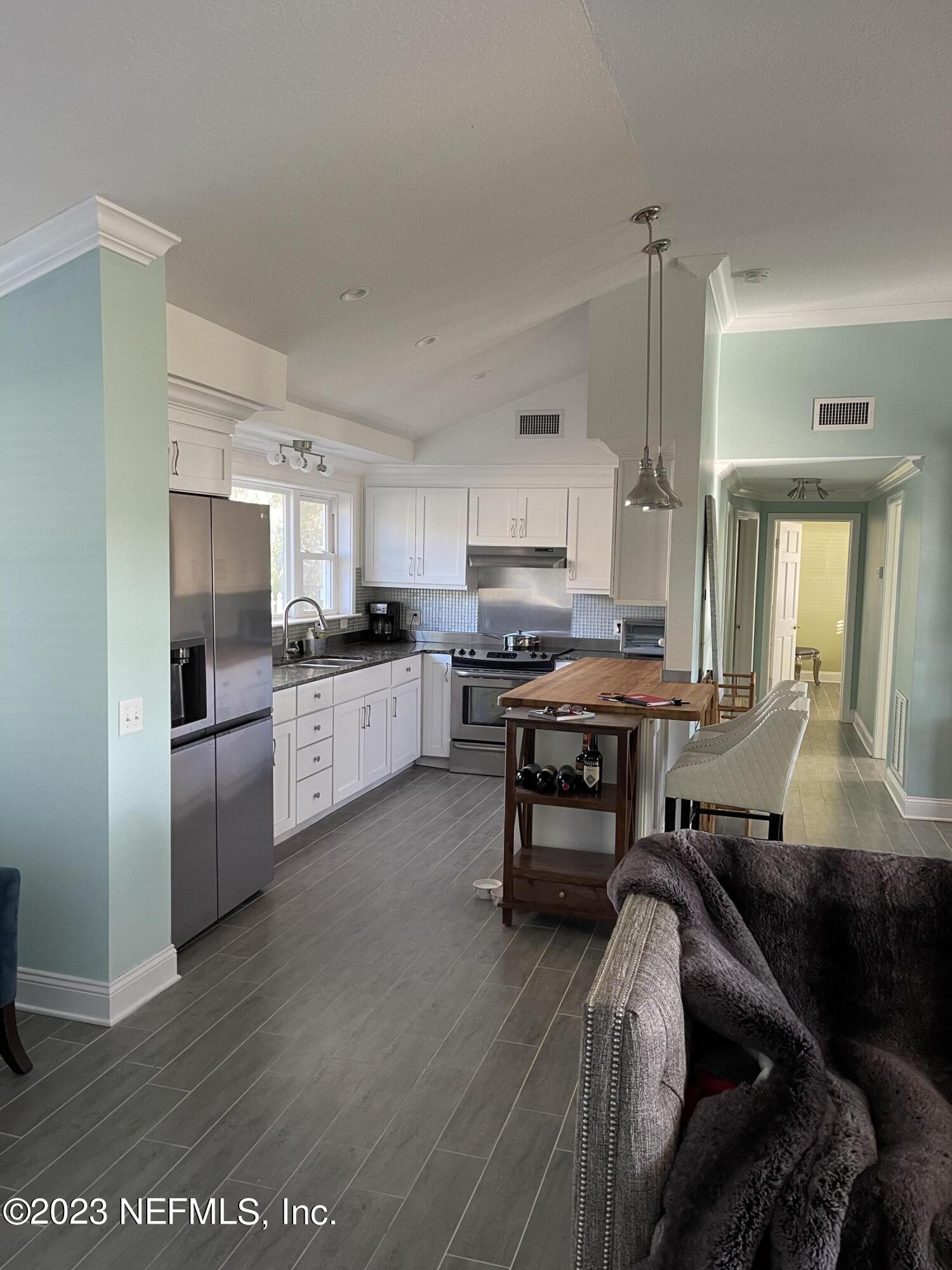 5756 HECKSCHER Drive