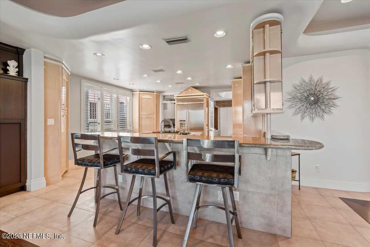 2395 OCEAN BREEZE Court