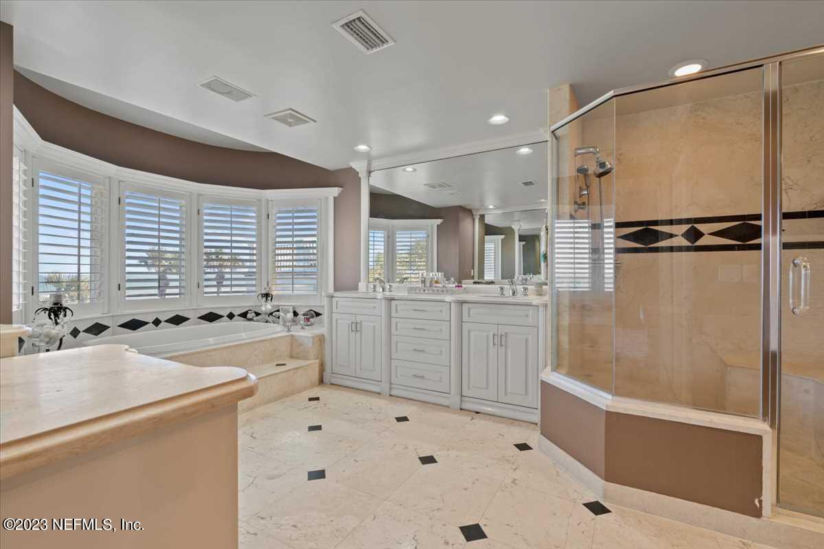 2395 OCEAN BREEZE Court