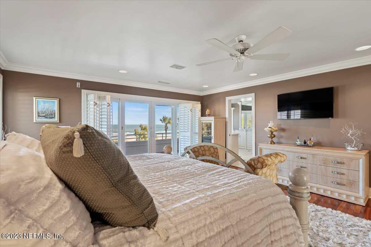 2395 OCEAN BREEZE Court