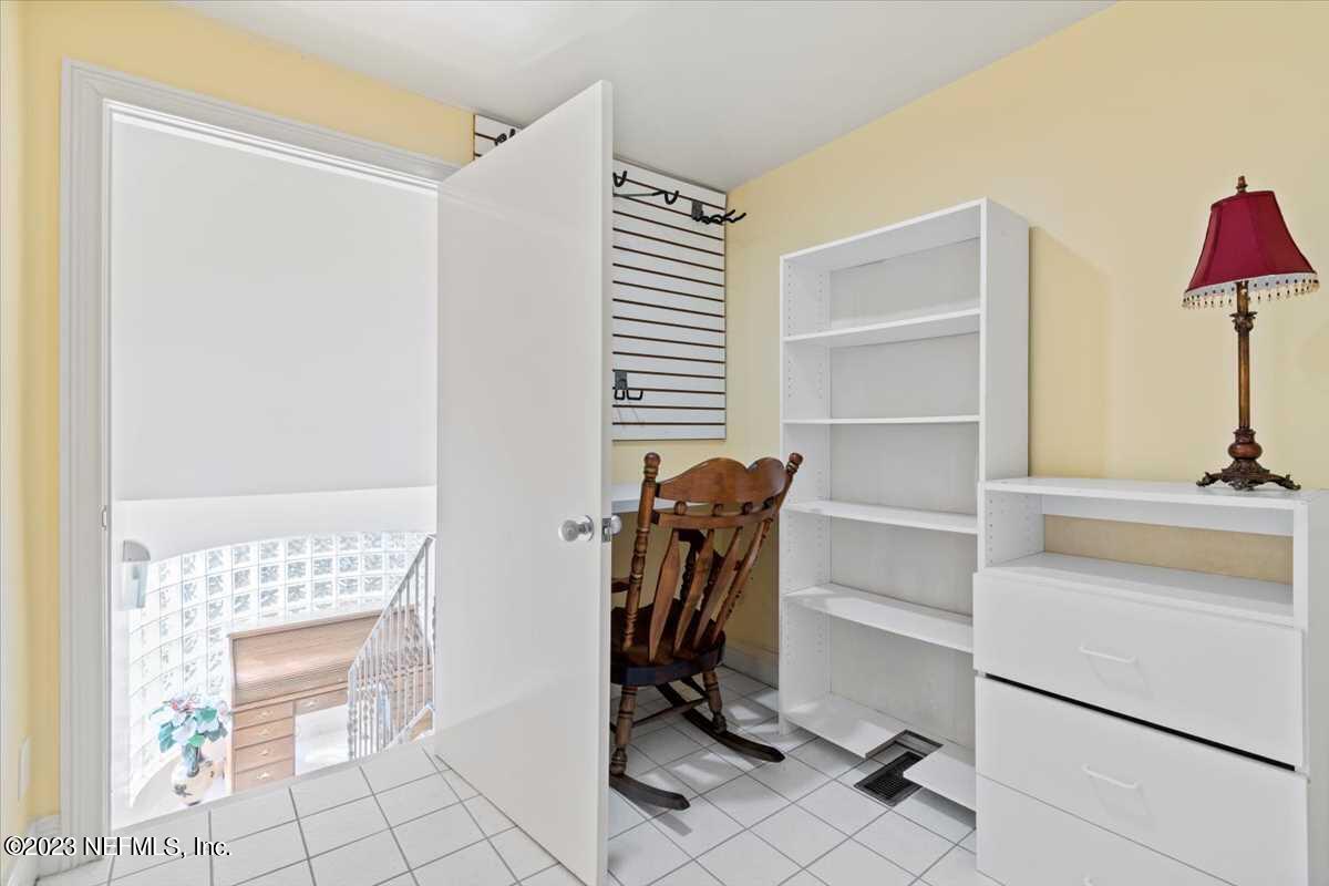 2395 OCEAN BREEZE Court