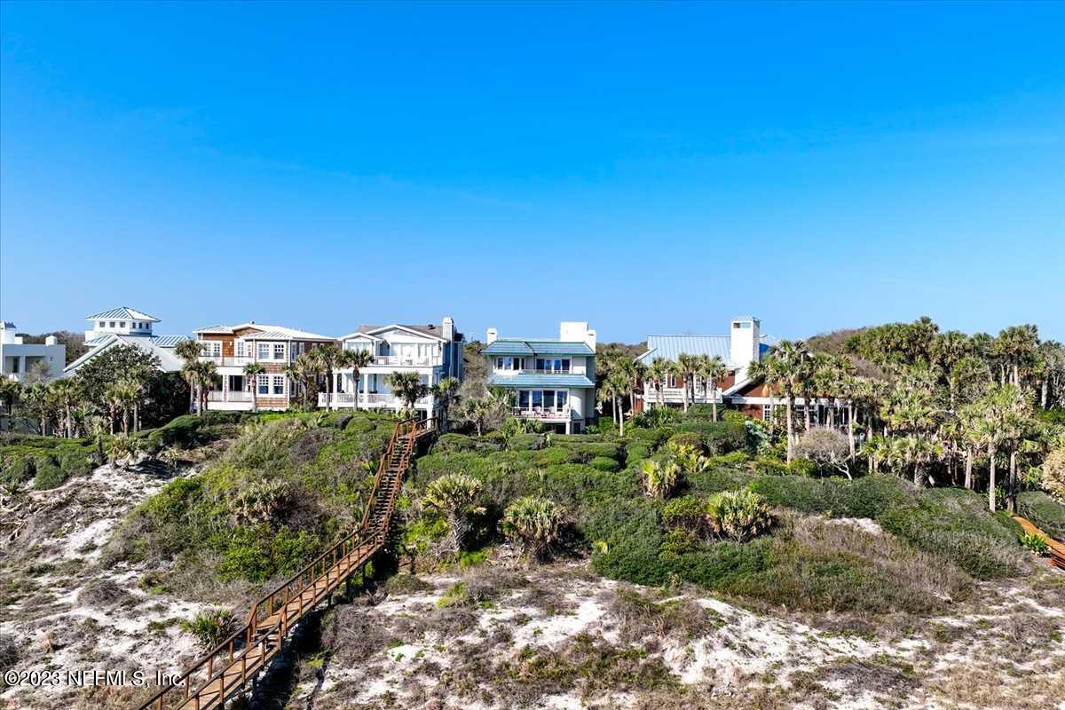 2395 OCEAN BREEZE Court