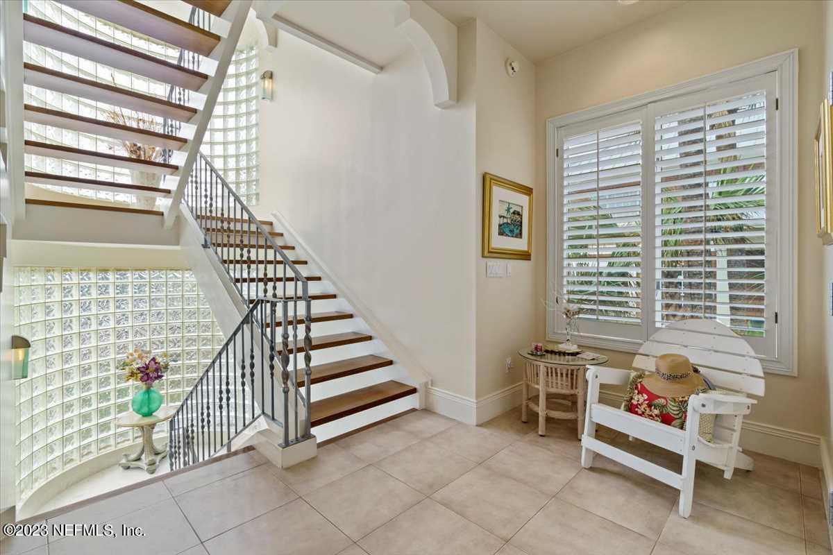 2395 OCEAN BREEZE Court