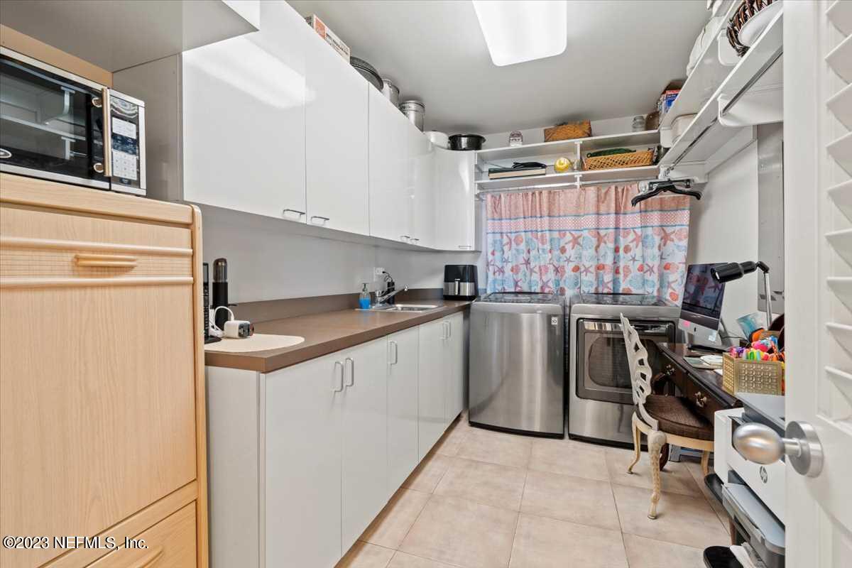 2395 OCEAN BREEZE Court