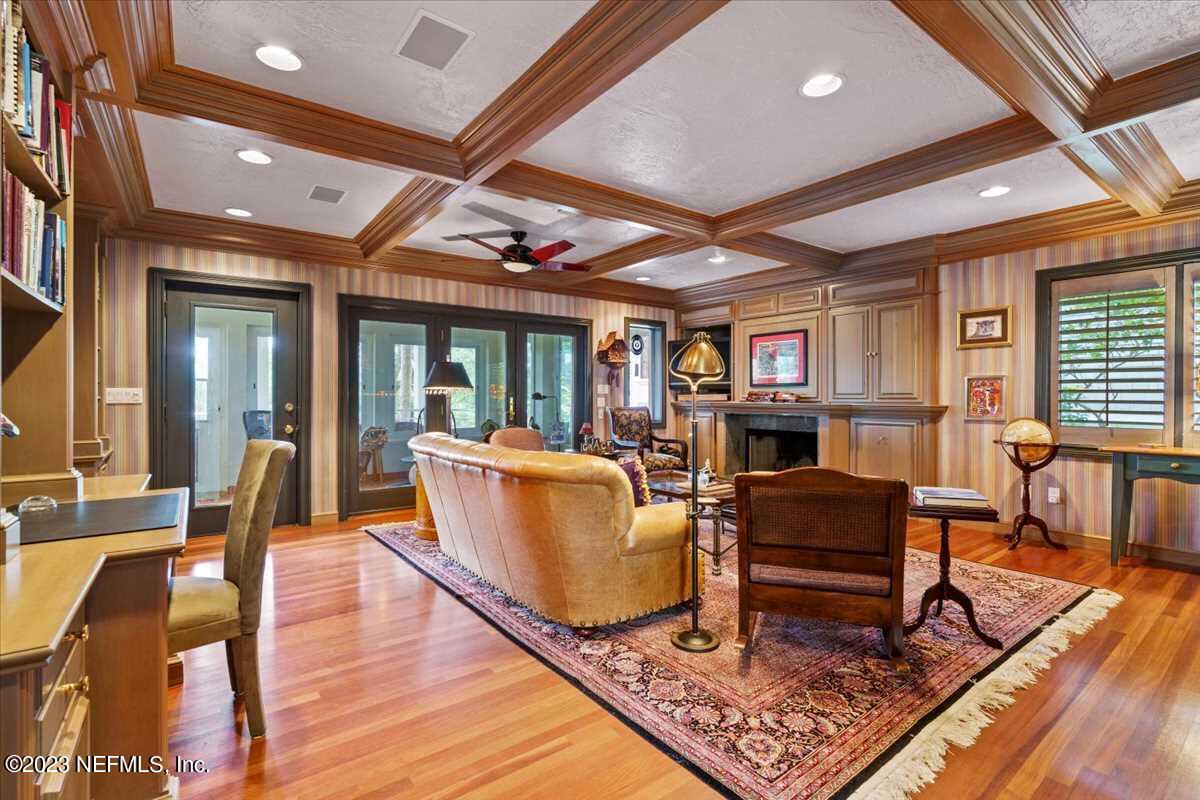 2395 OCEAN BREEZE Court