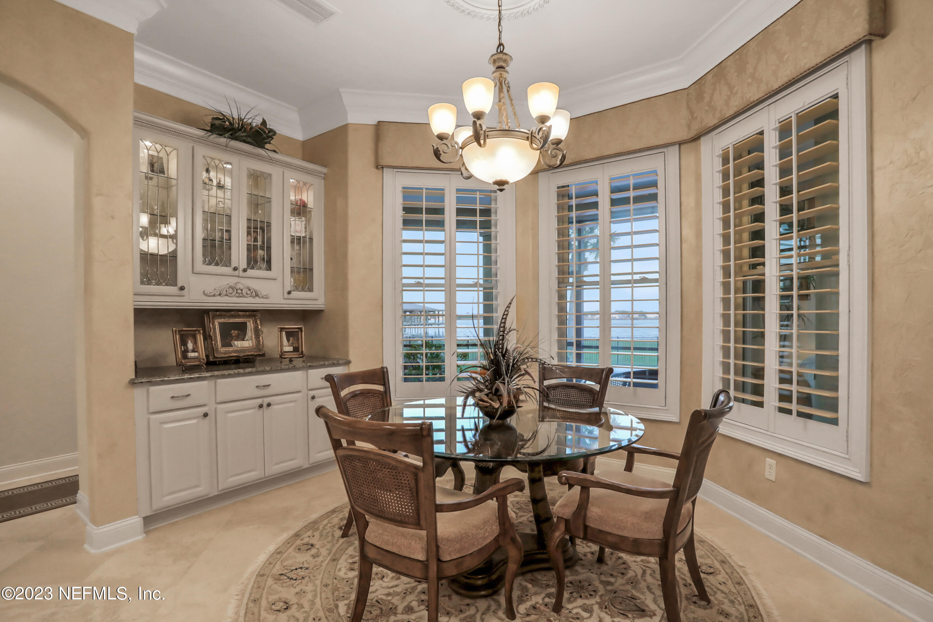 9294 HECKSCHER Drive