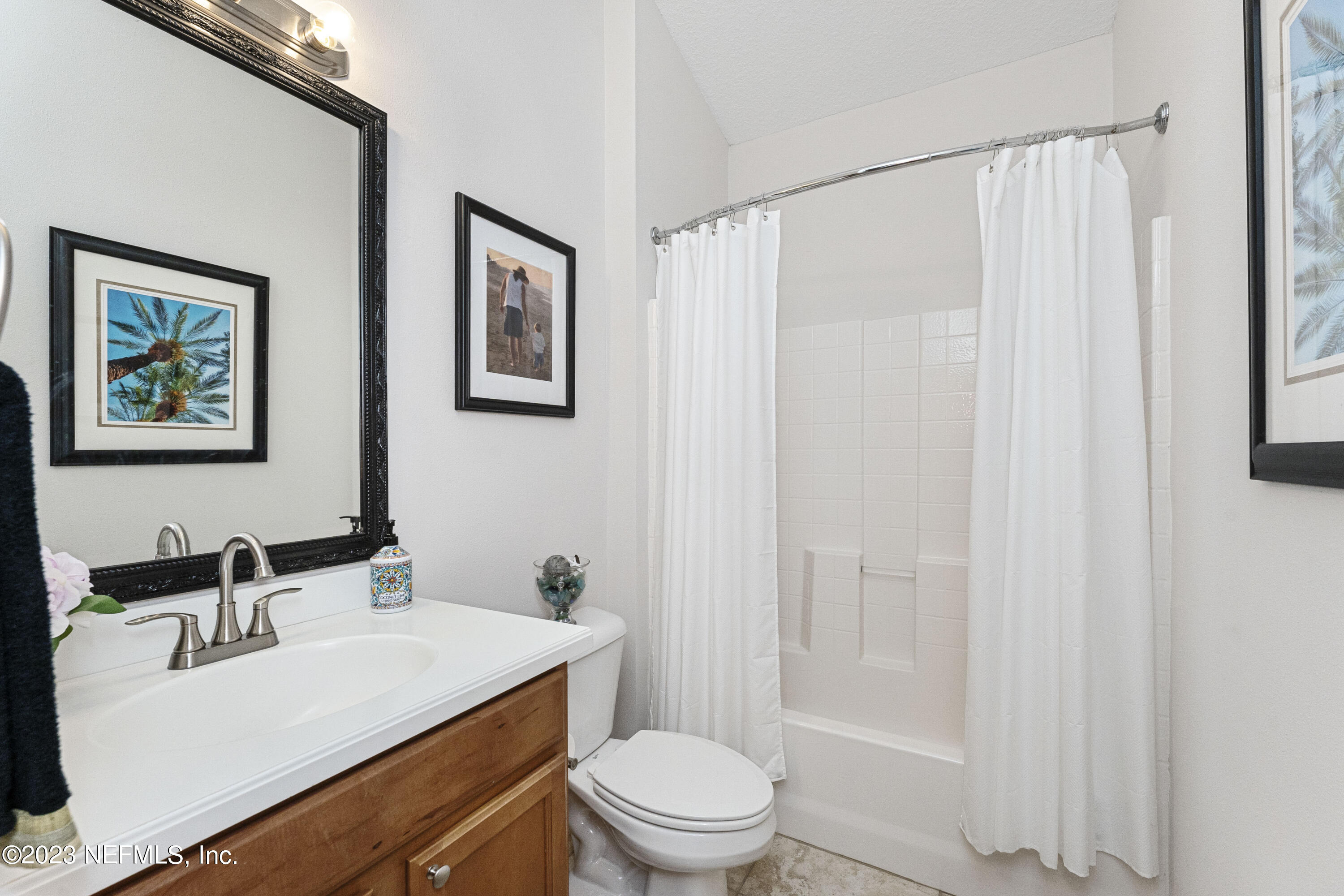 3143 E BANISTER Road