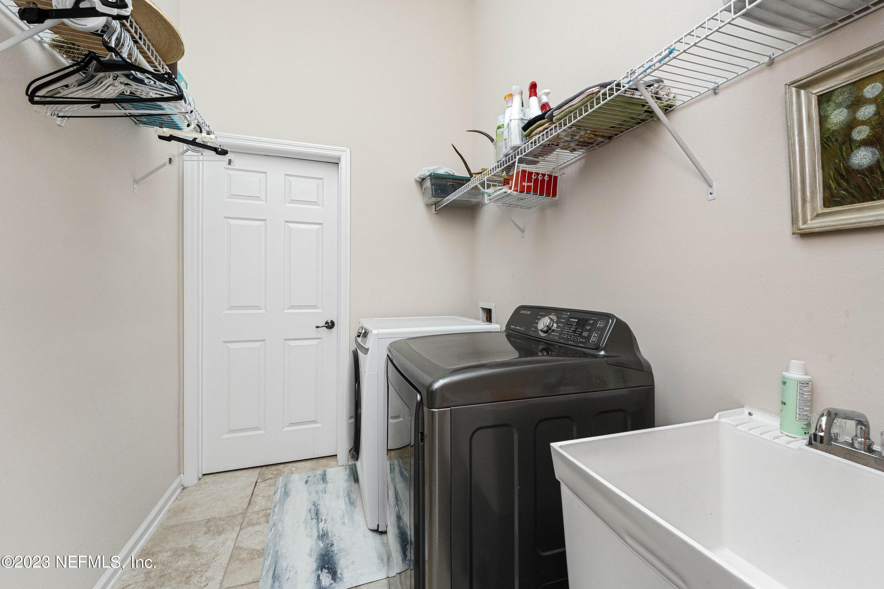 3143 E BANISTER Road