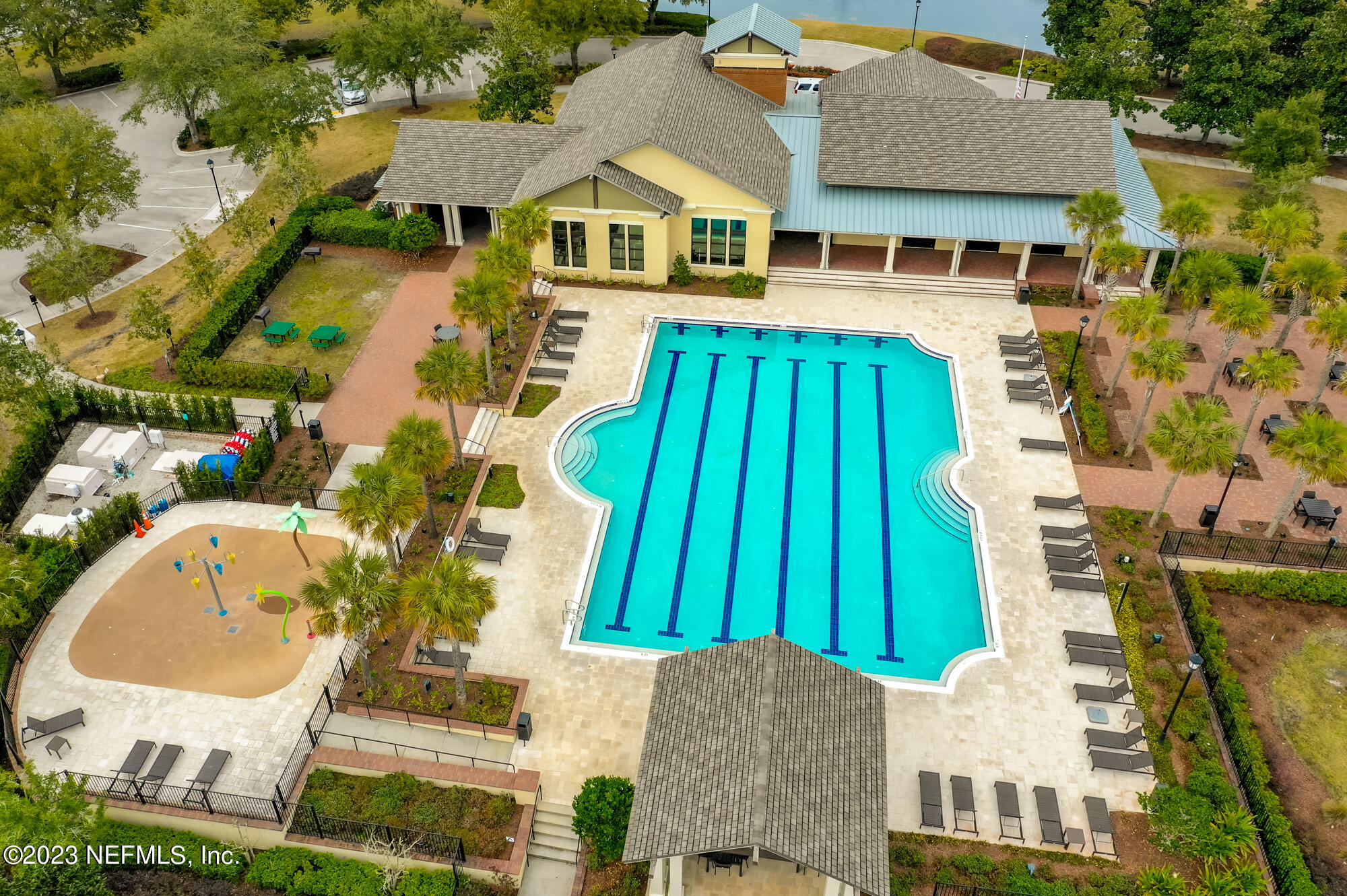 3143 E BANISTER Road