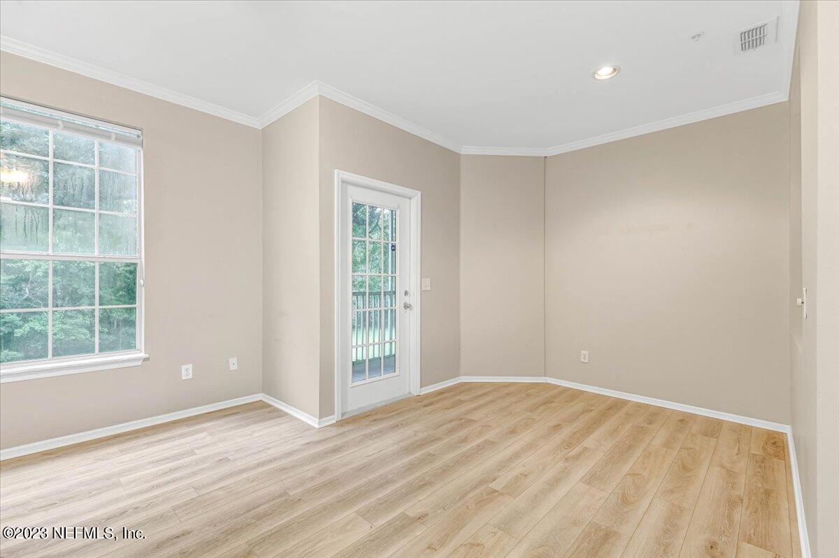 160 VERACRUZ Drive, 424