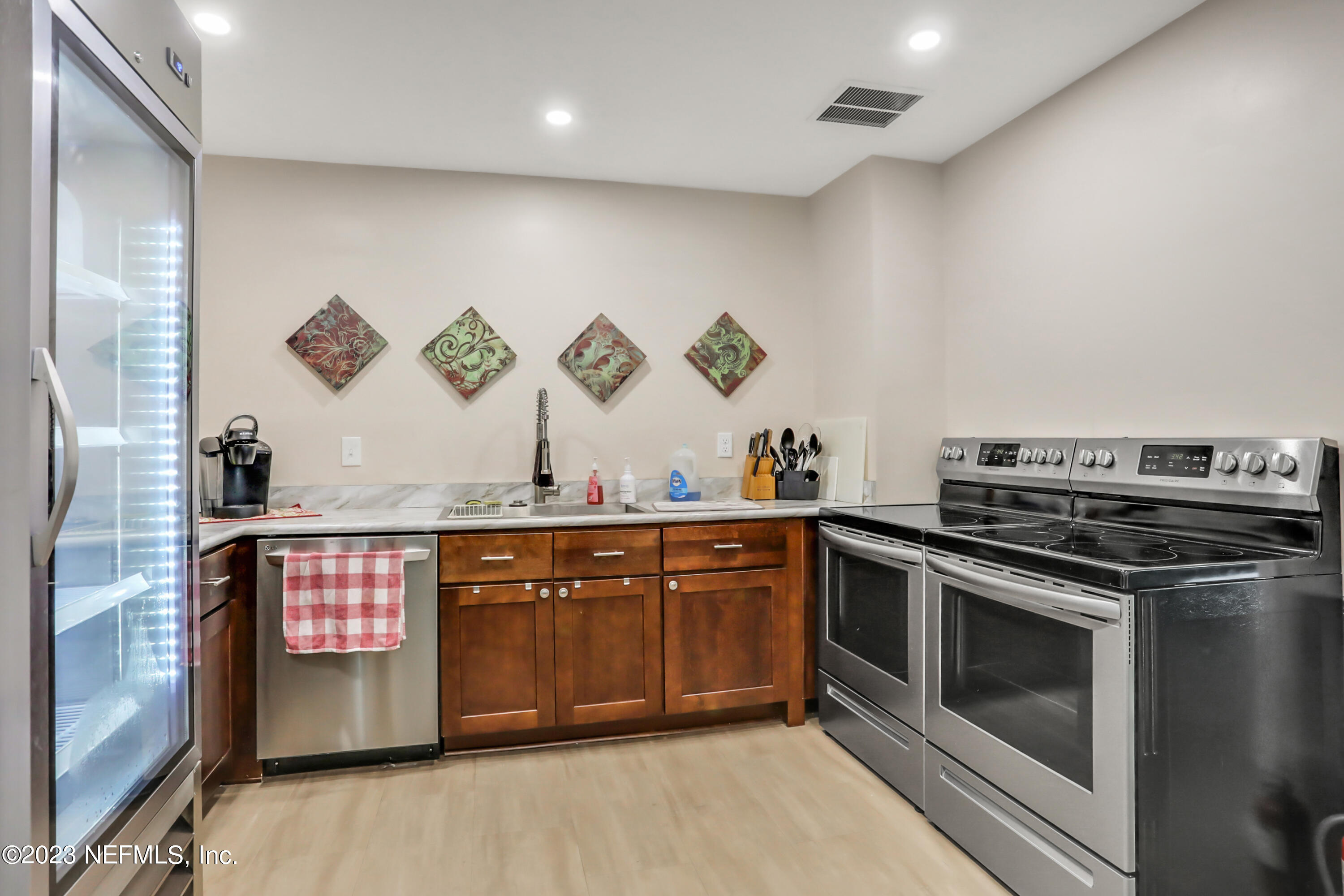 9252 SAN JOSE Boulevard, 2803