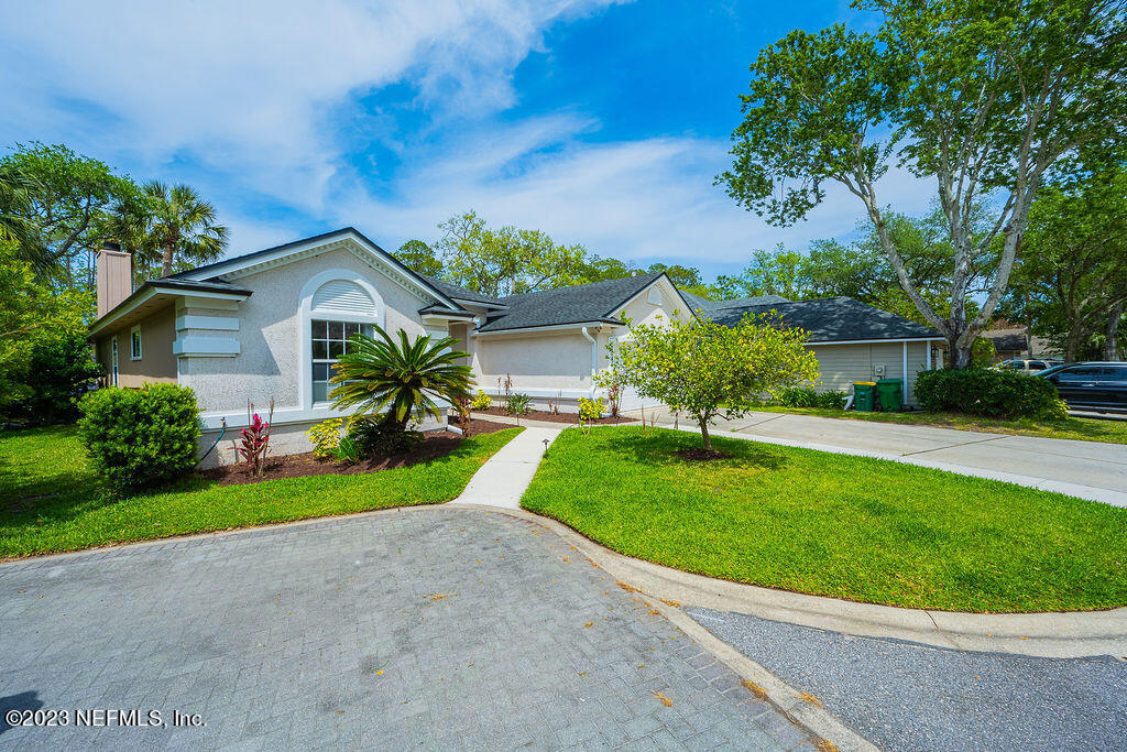 2045 GREEN HERON Point
