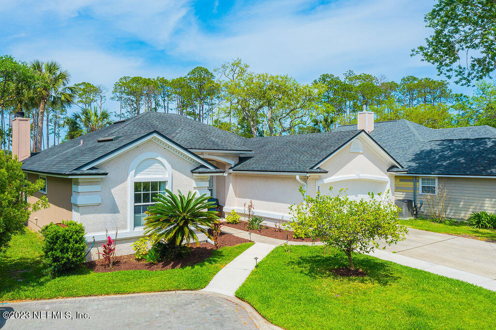 2045 GREEN HERON Point