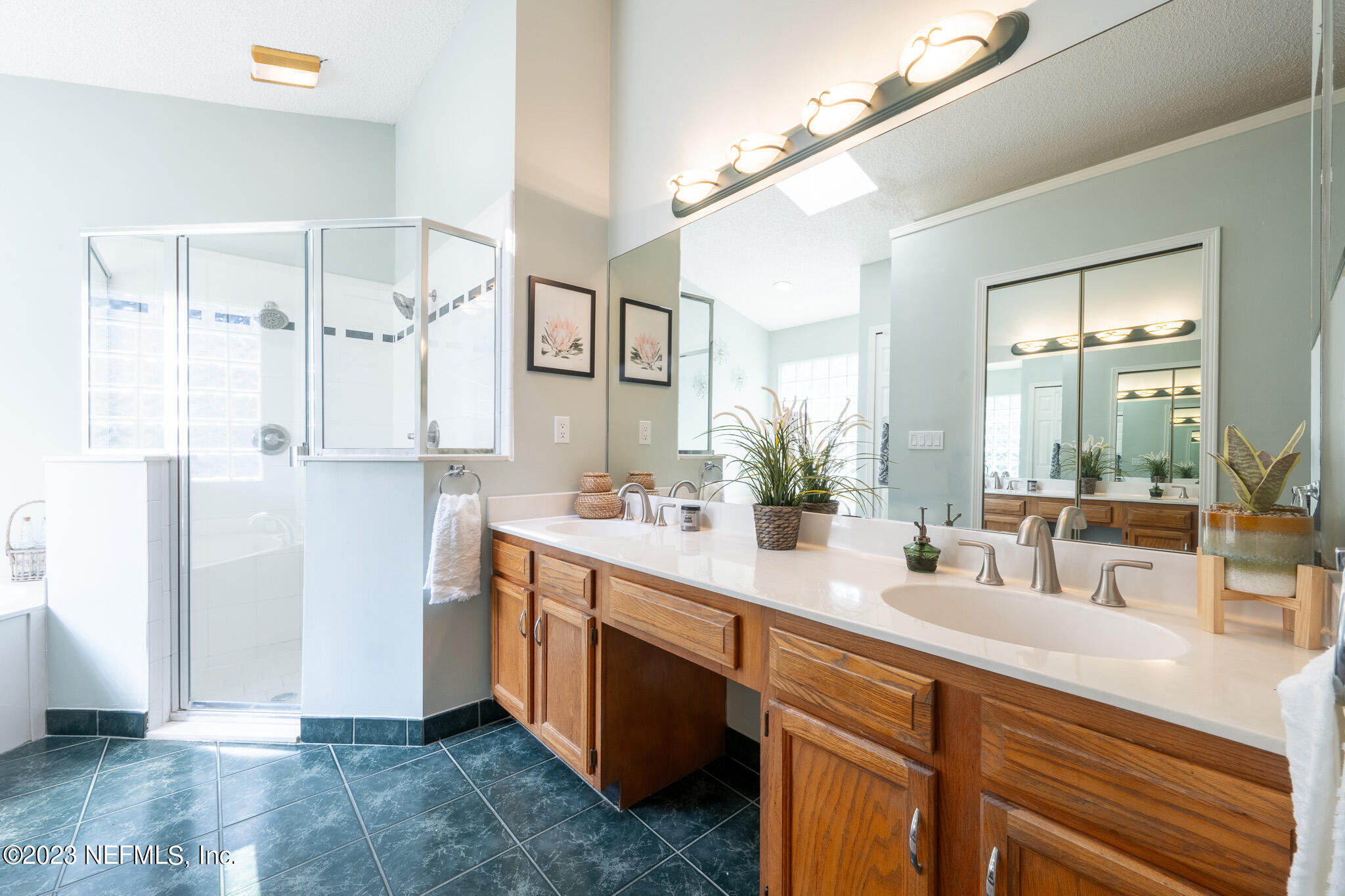 2045 GREEN HERON Point