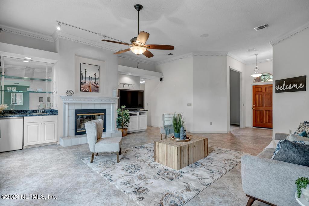 1677 MARSHSIDE Drive