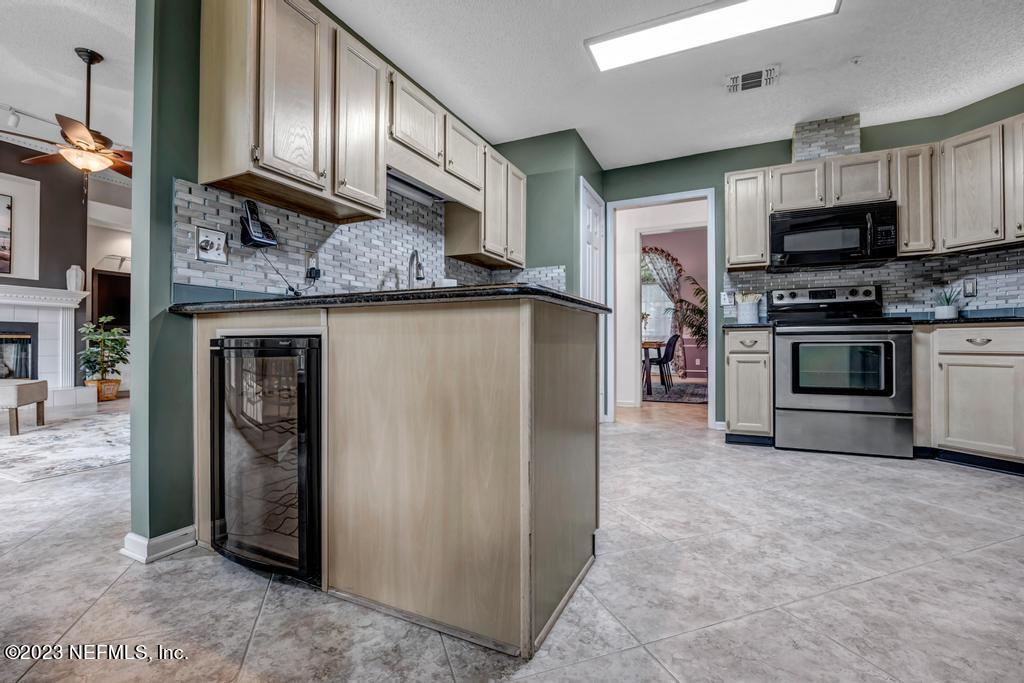 1677 MARSHSIDE Drive