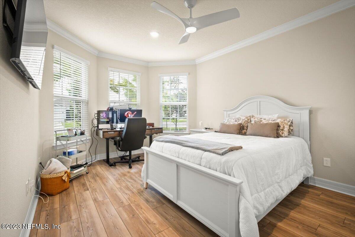 225 WOODGATE Drive