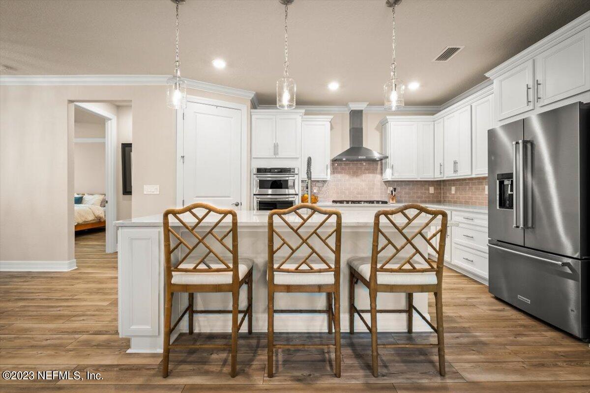 225 WOODGATE Drive