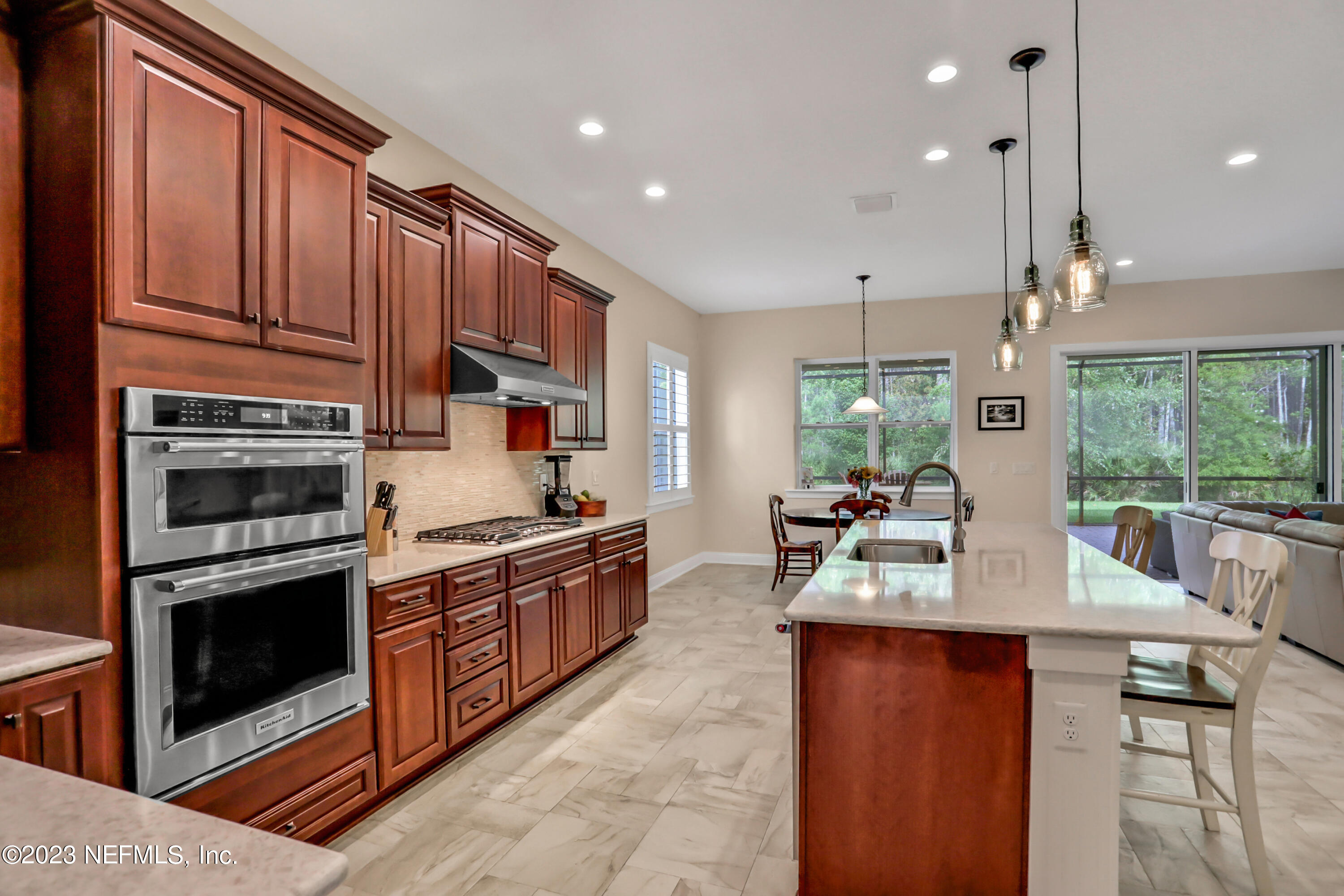 28 PALM ISLAND Way