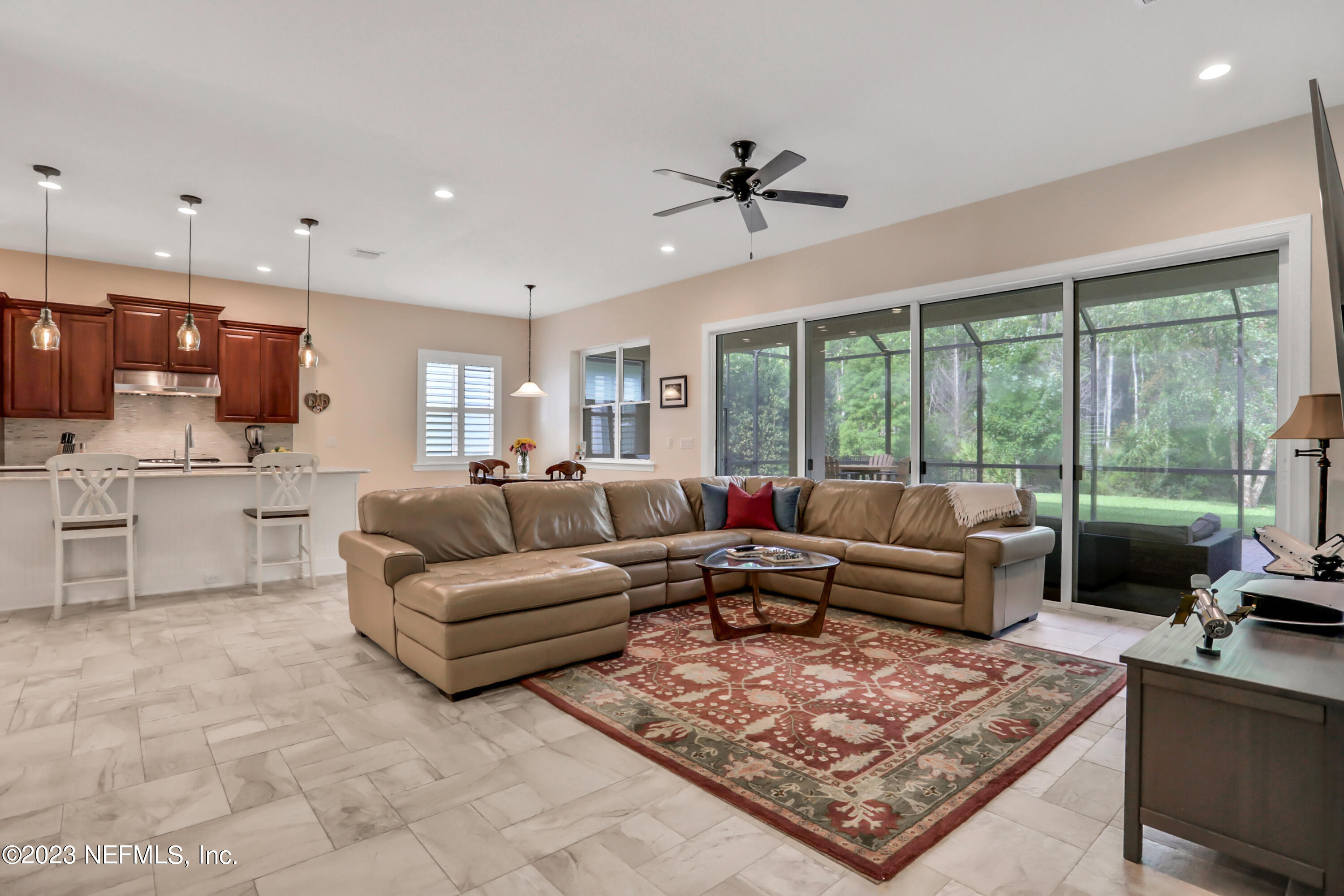 28 PALM ISLAND Way