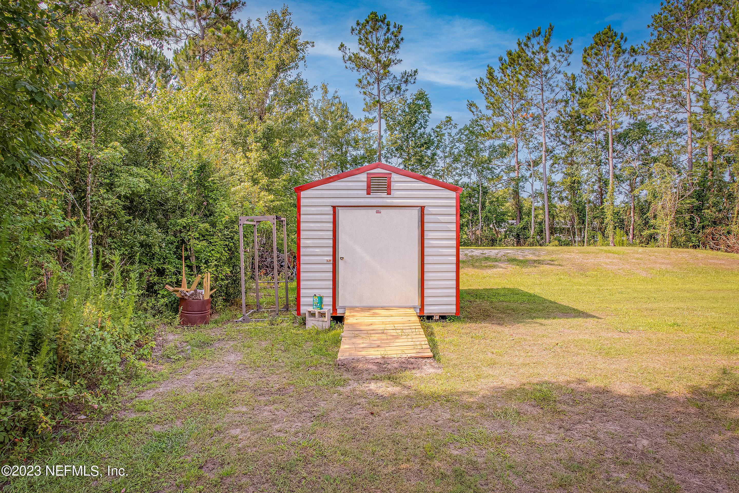 44160 WILLOW Lane