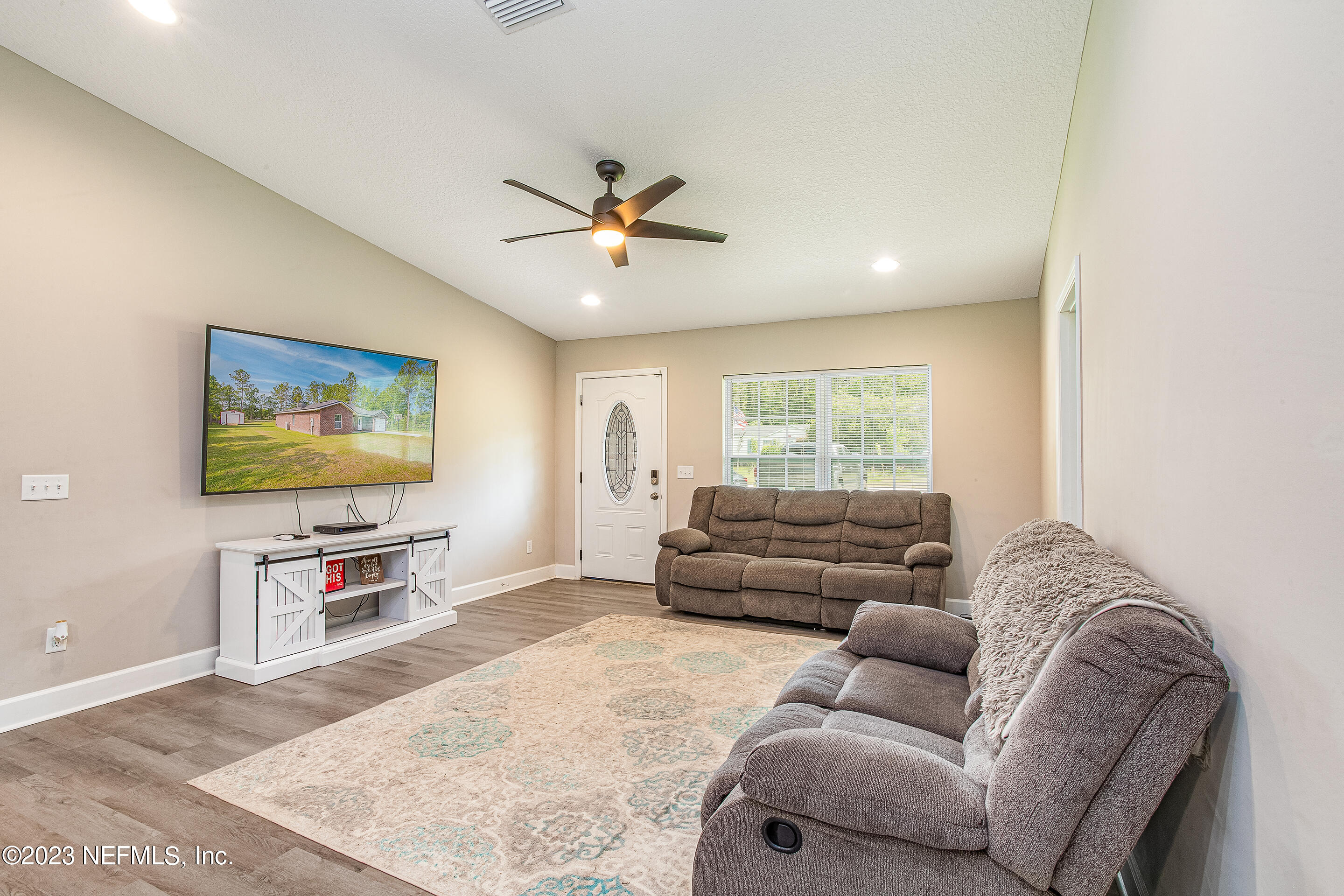 44160 WILLOW Lane