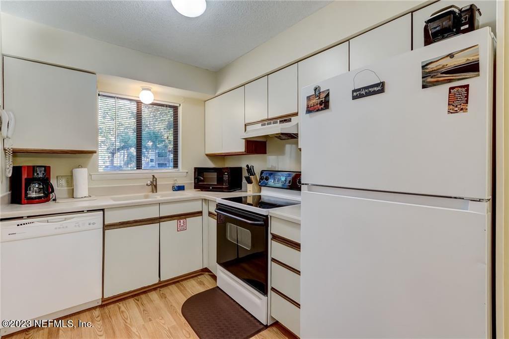 2328 SADLER Road, 7-B