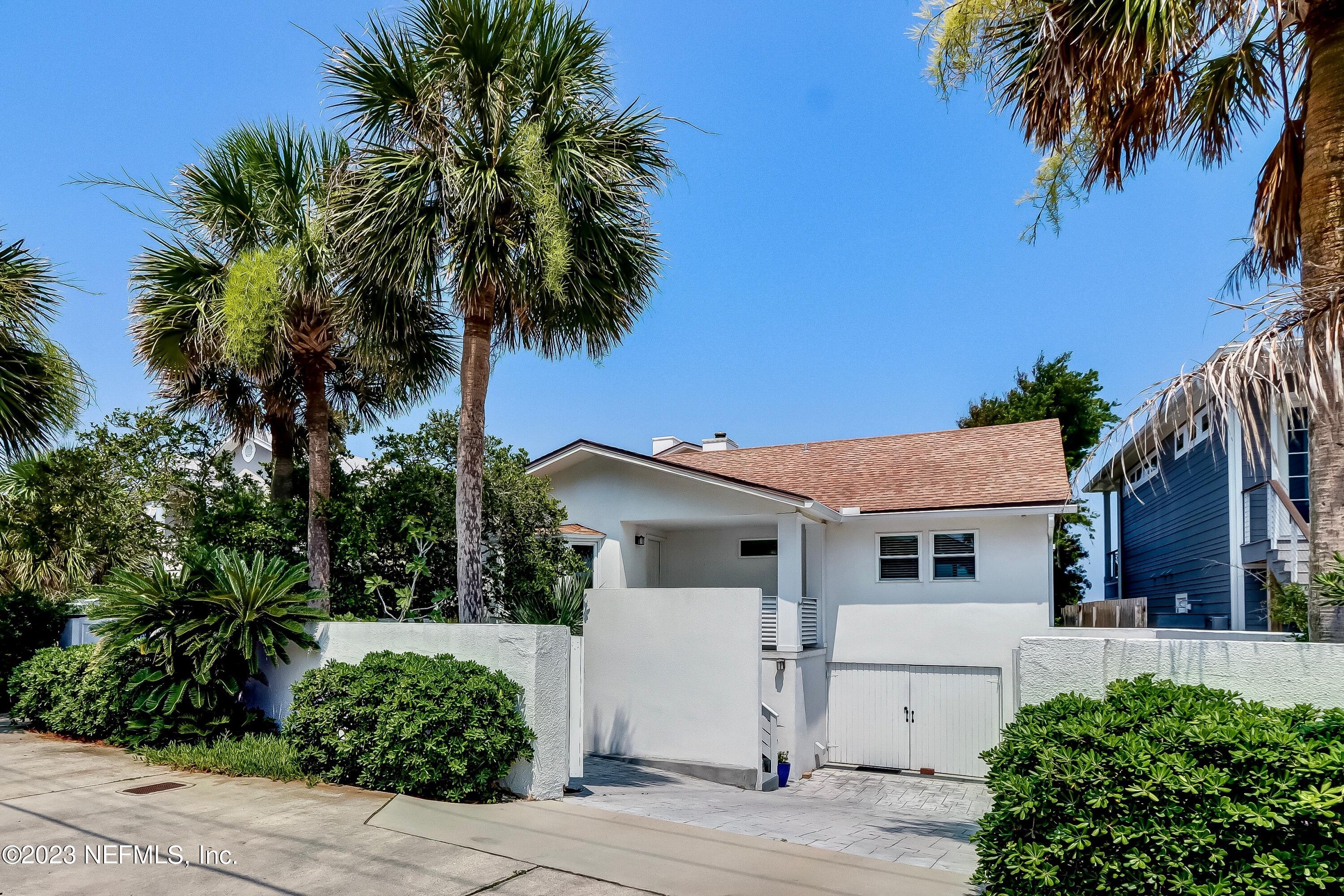 2478 S FLETCHER Avenue