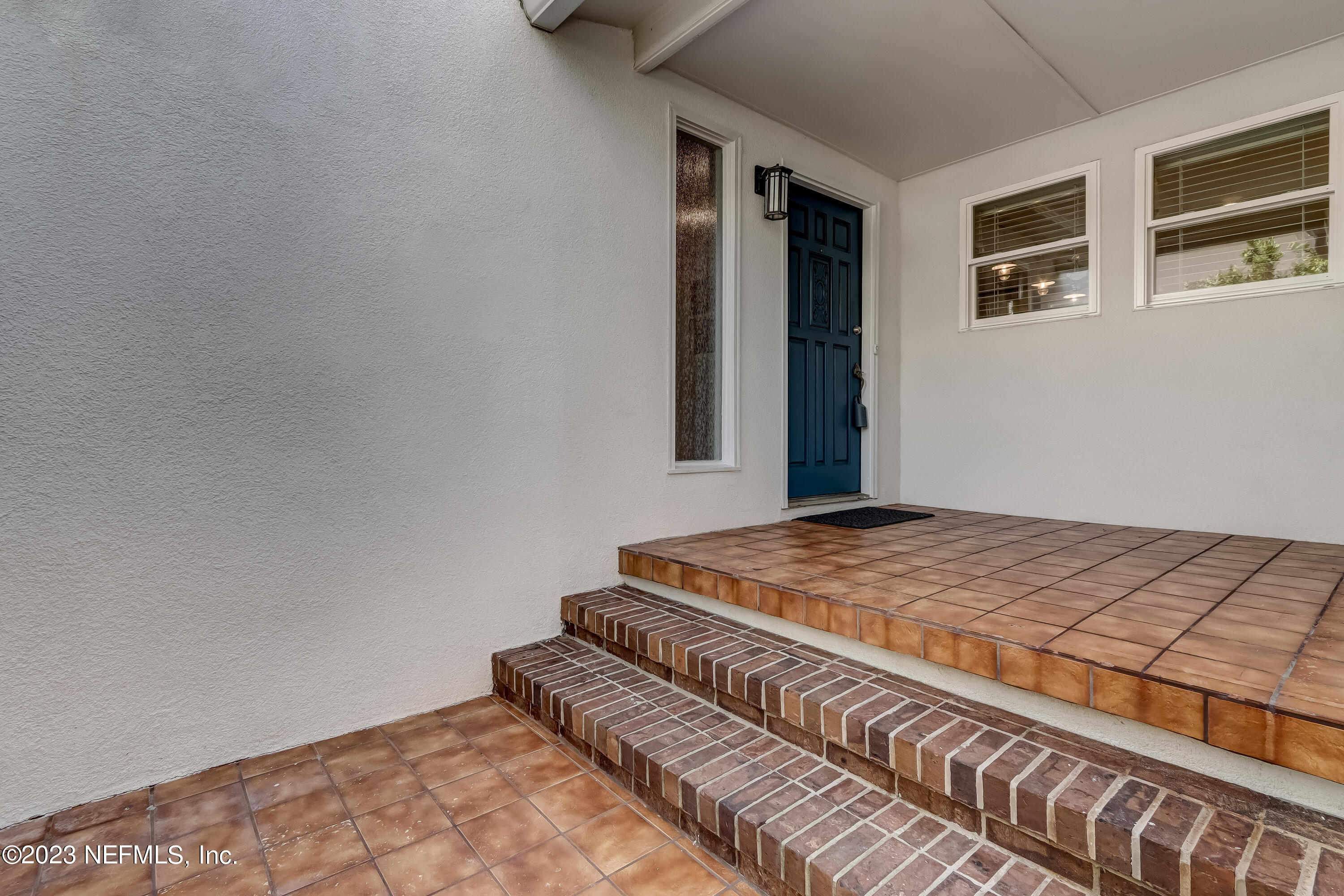 2478 S FLETCHER Avenue