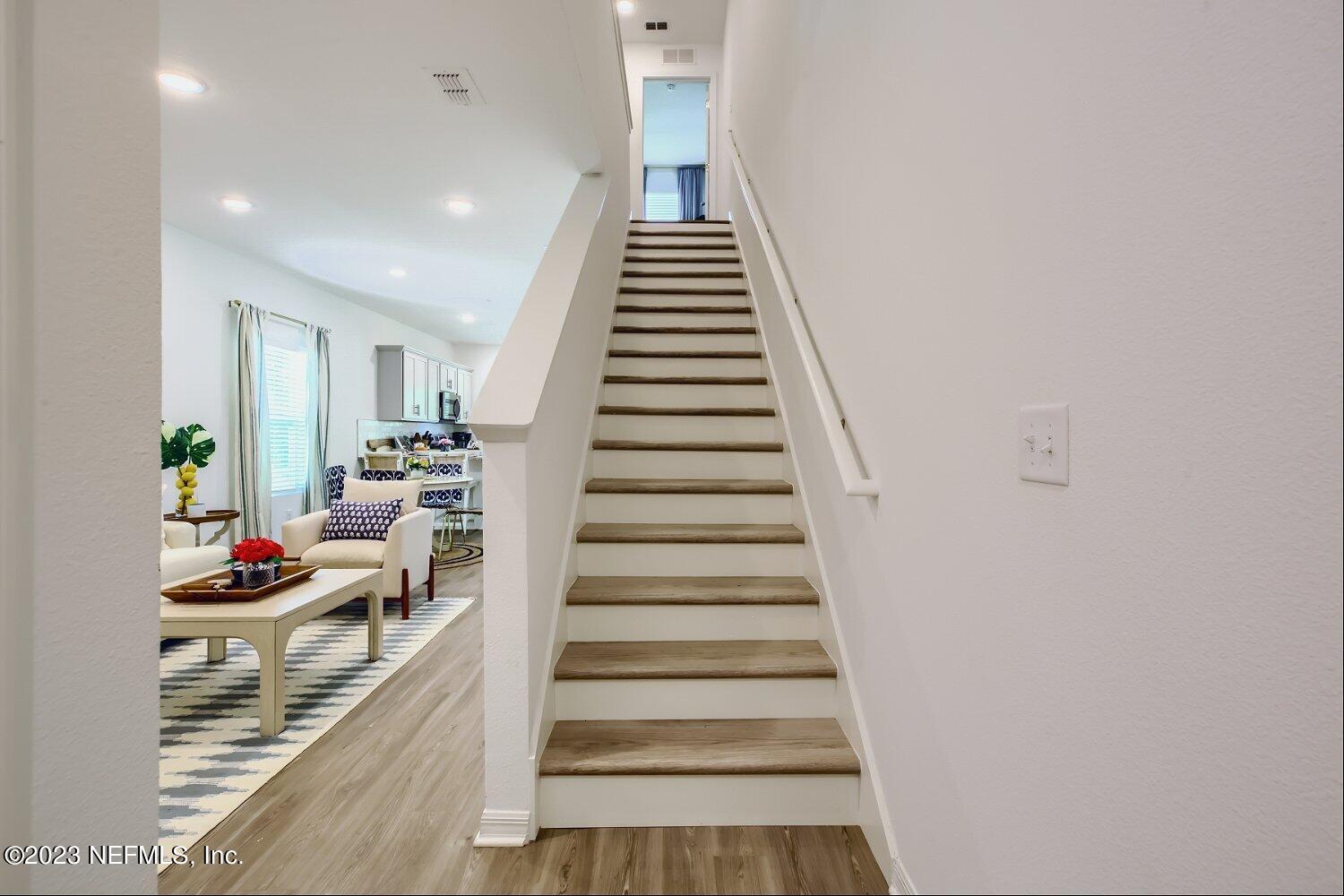 63 PALMA Drive