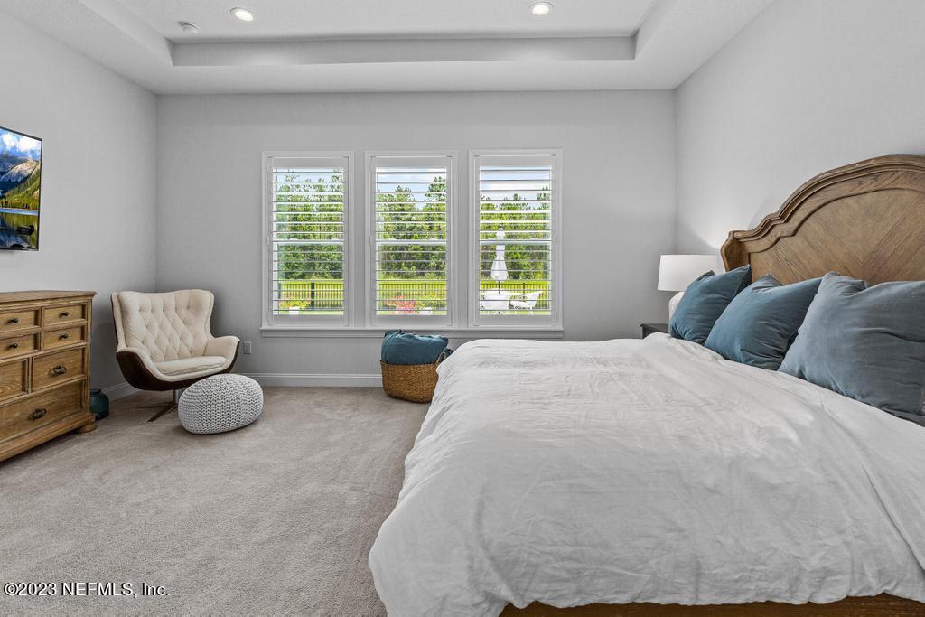 660 SILVER PINE Drive