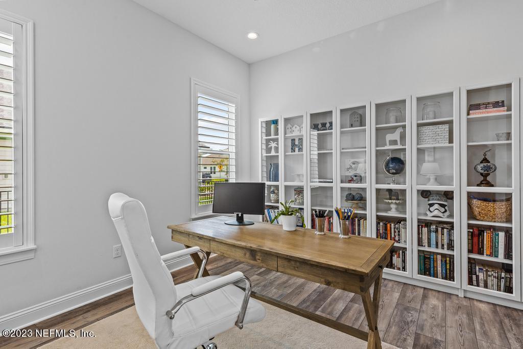 660 SILVER PINE Drive