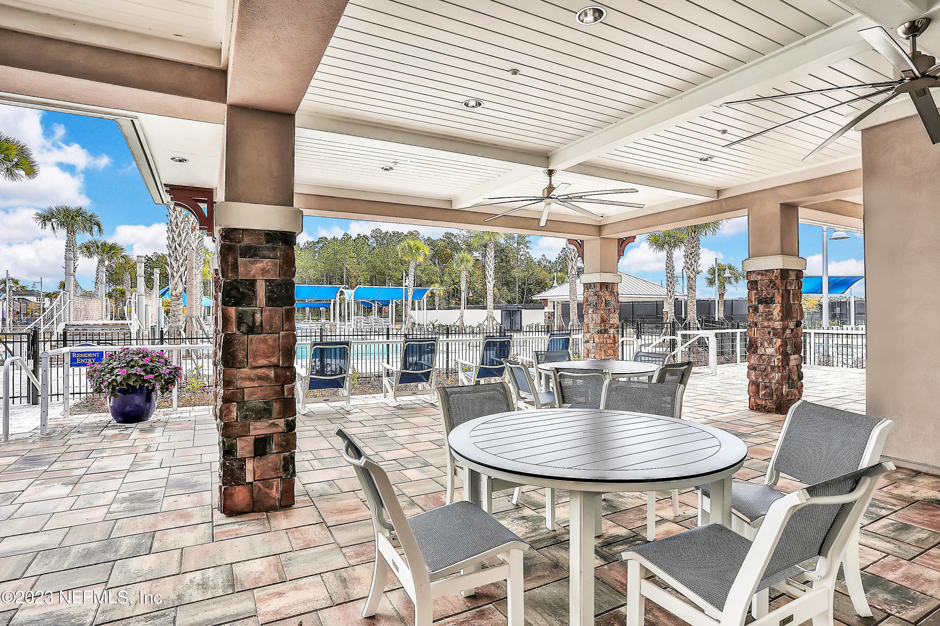 660 SILVER PINE Drive