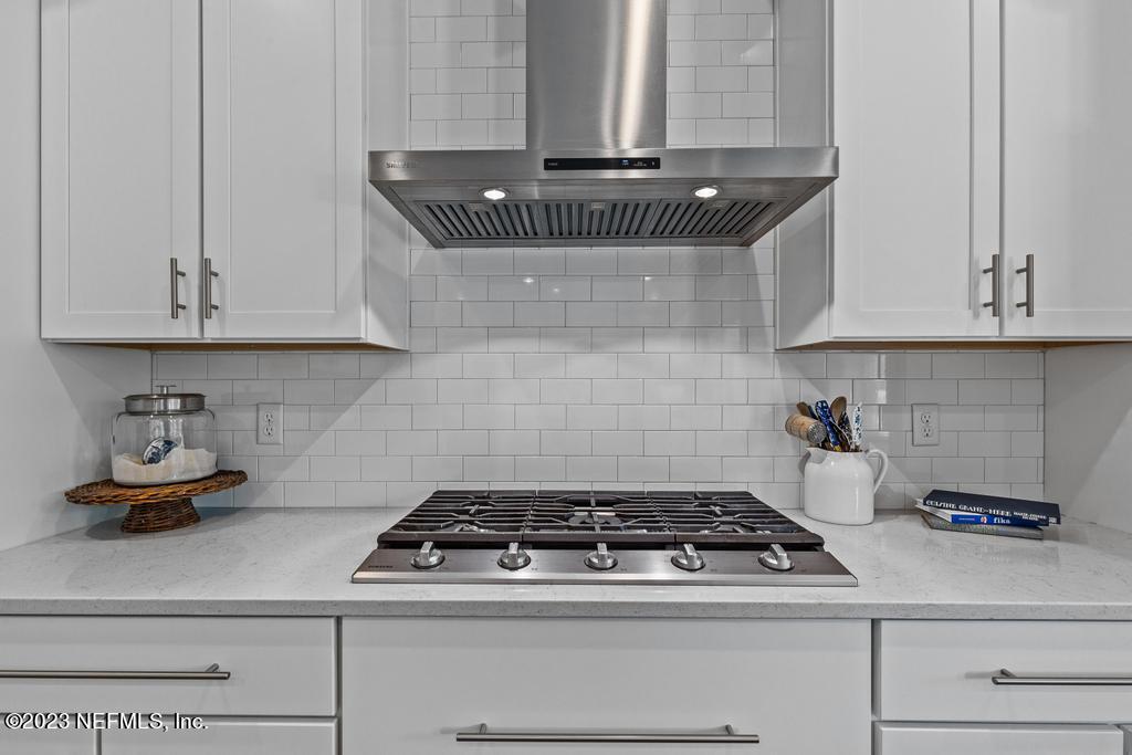 660 SILVER PINE Drive