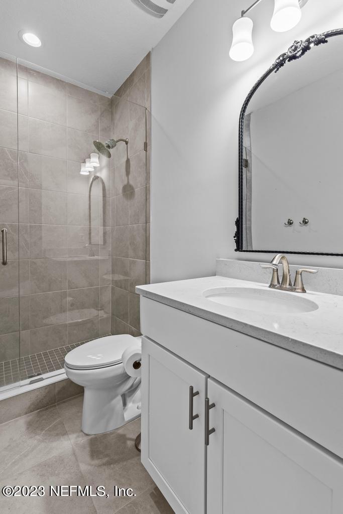 660 SILVER PINE Drive