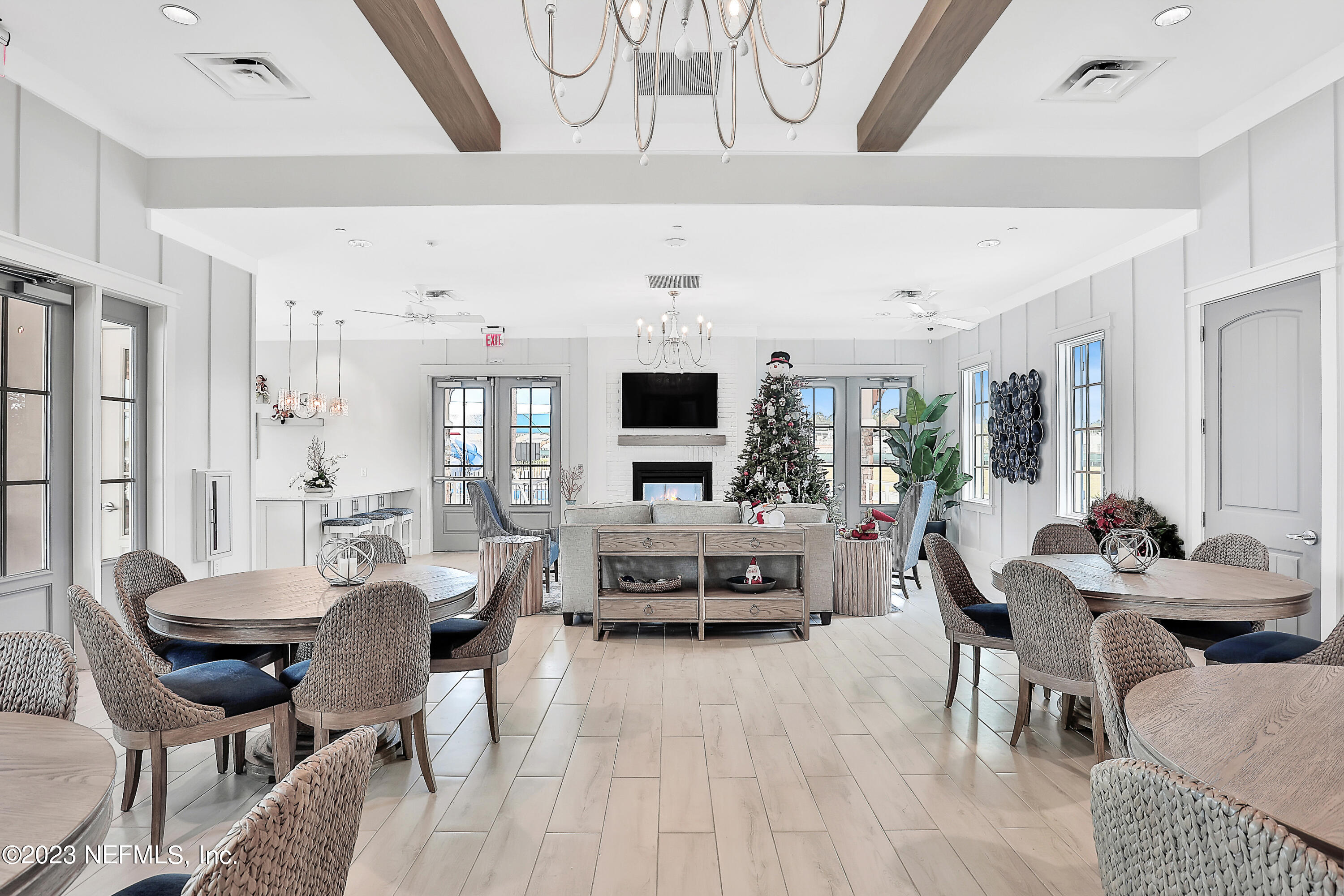 660 SILVER PINE Drive