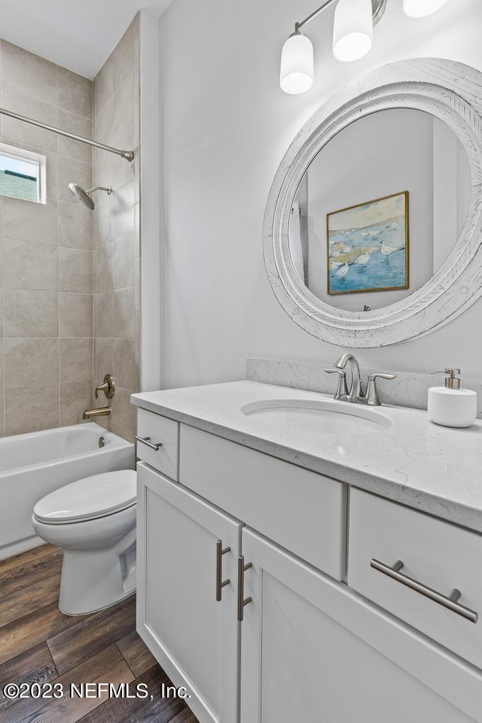 660 SILVER PINE Drive