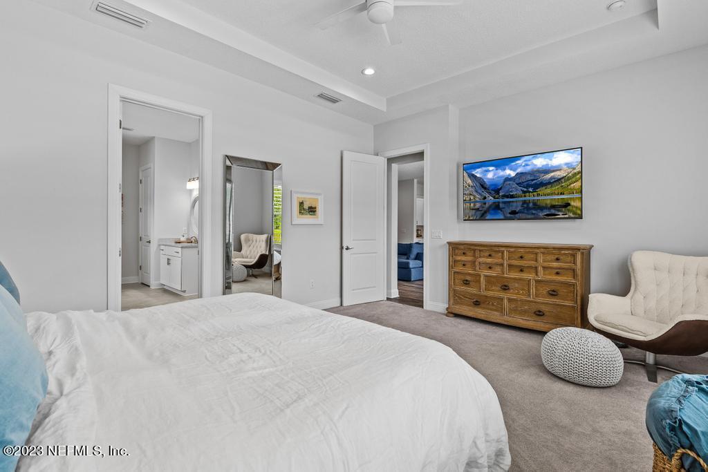 660 SILVER PINE Drive