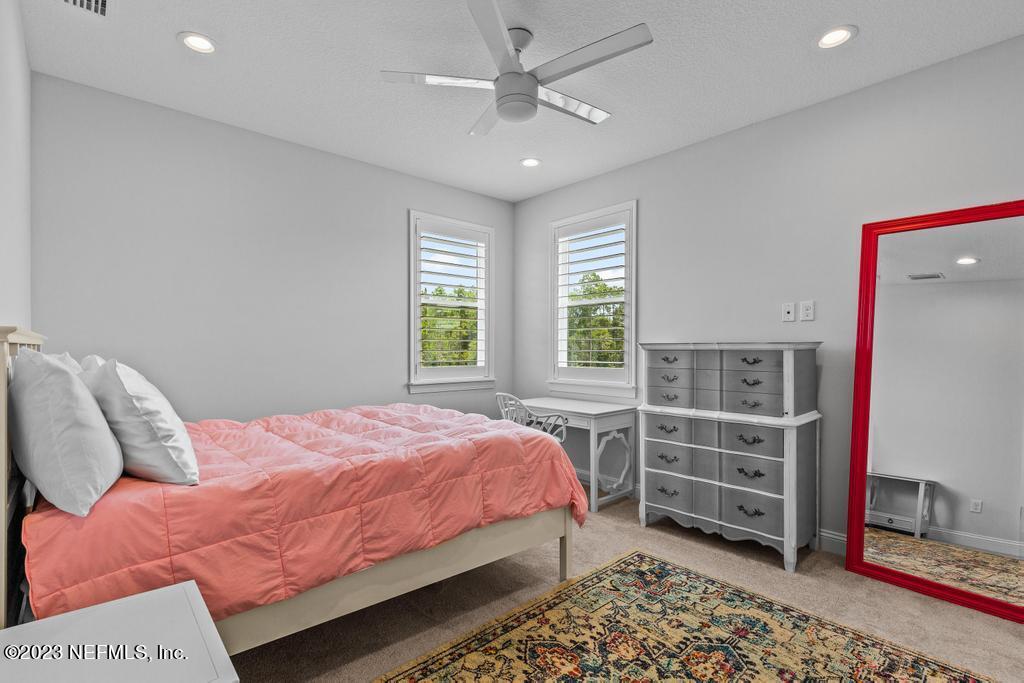 660 SILVER PINE Drive